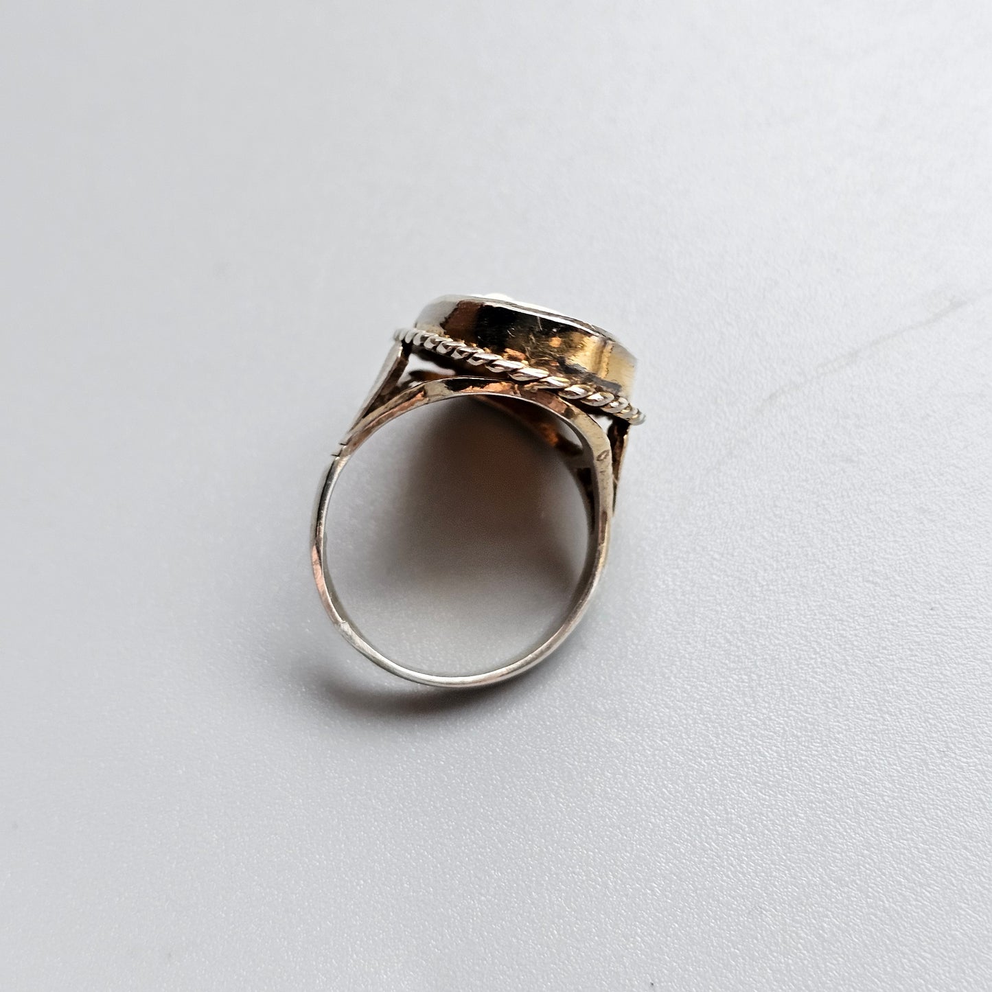 Vintage Art Deco Style Silver Shell Cameo Ring