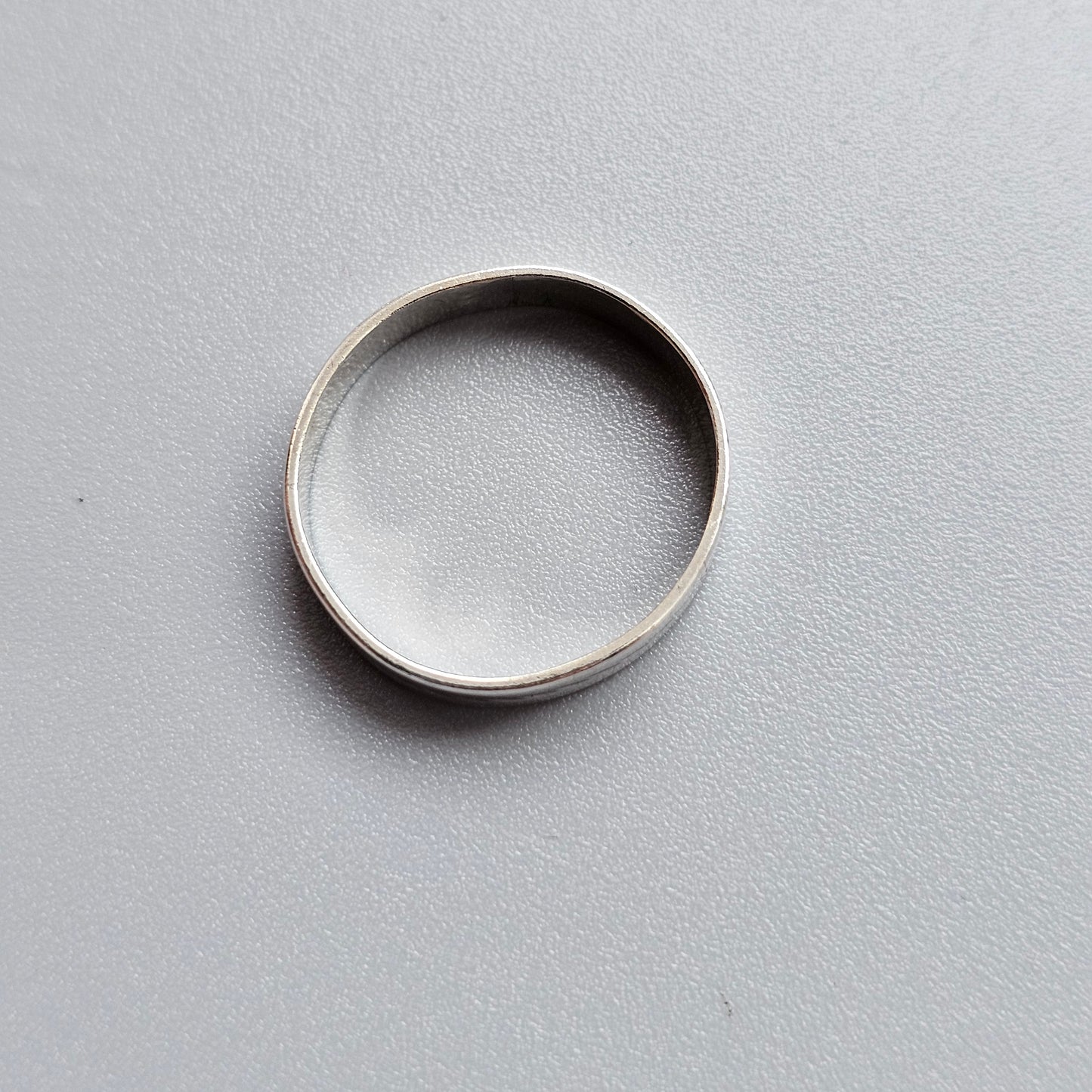 Simple Vintage Silver Ring Band