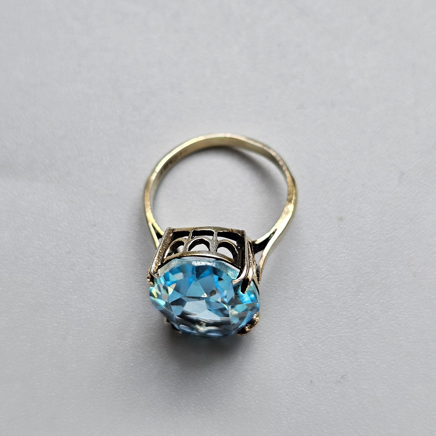 Vintage 1970s Gold Plated Sterling Silver with Blue Topaz Style Paste Cocktail Ring