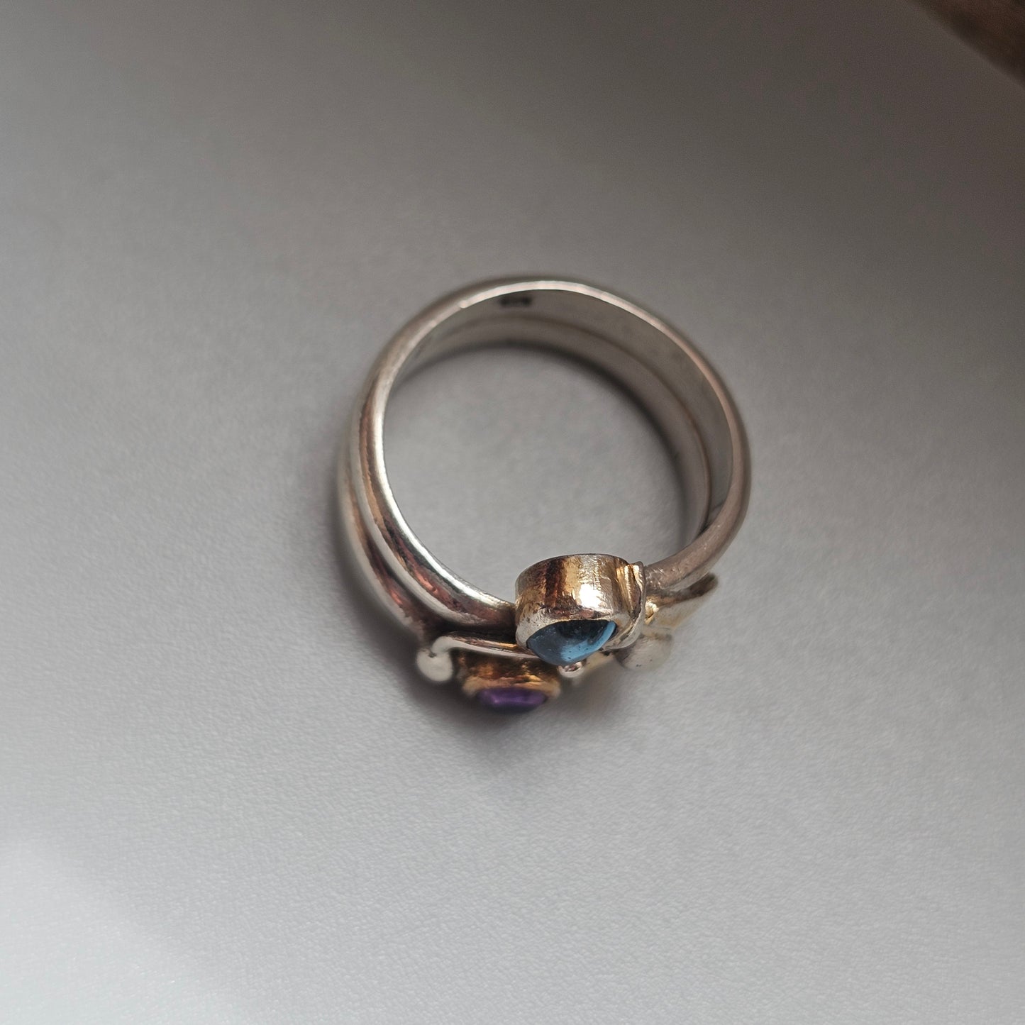 Vintage Sterling Silver Ring with Blue Spinel & Amethyst