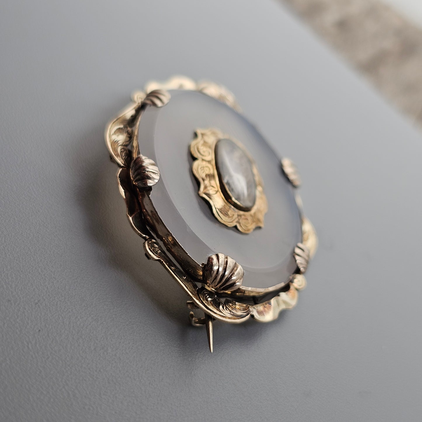 Antique Victorian Chalcedony and Gold Tone Pinchbeck Hair Memento Brooch