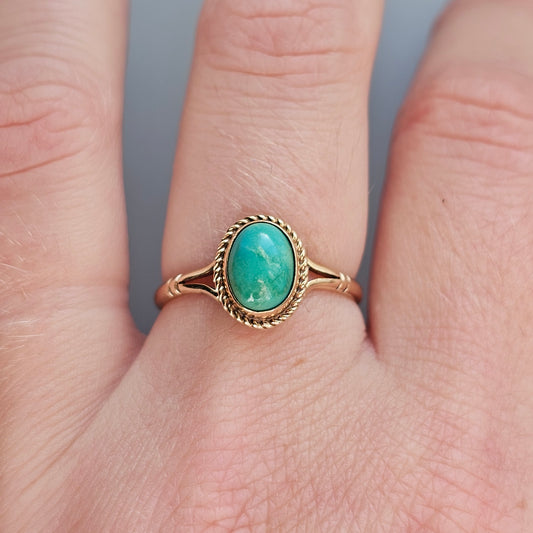 Vintage 1980s 9ct Gold Turquoise Cabochon Ring 1988