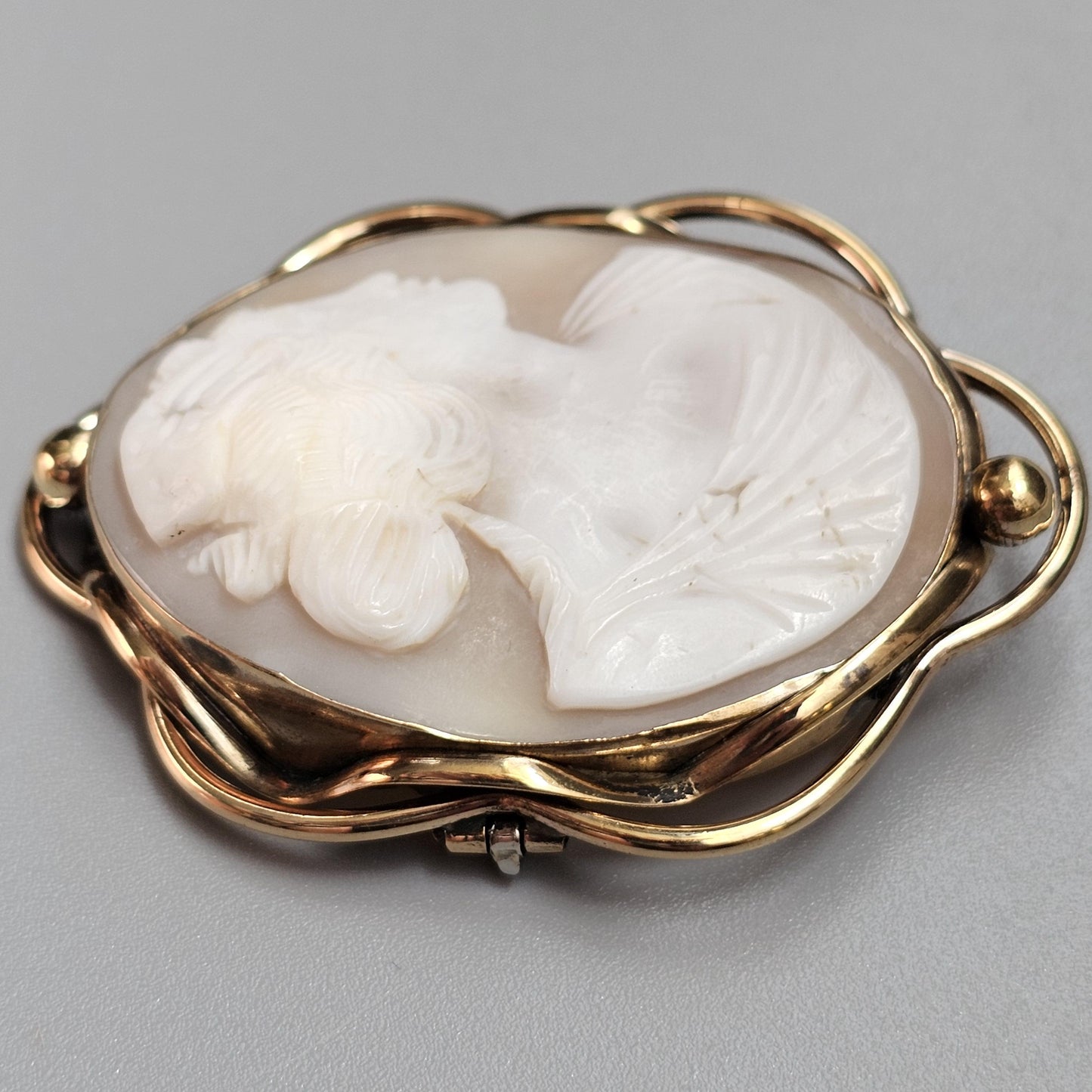 Antique Large Gold Tone Shell Cameo Brooch with Greek/Roman Goddess - Victorian Era
