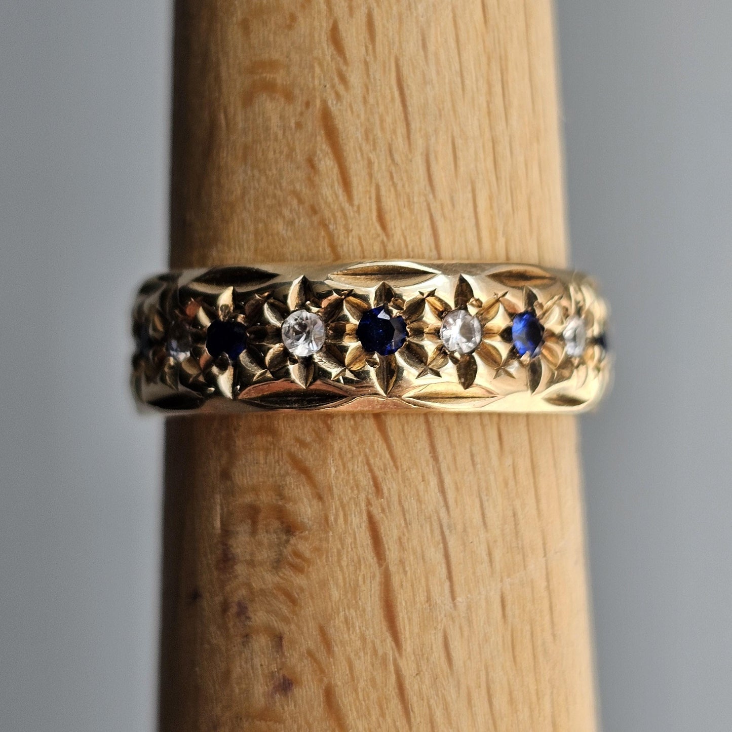 Vintage 9ct Gold Sapphire Blue Spinel & Rock Crystal Eternity Ring - UK Size M 1/2 US 6 1/2