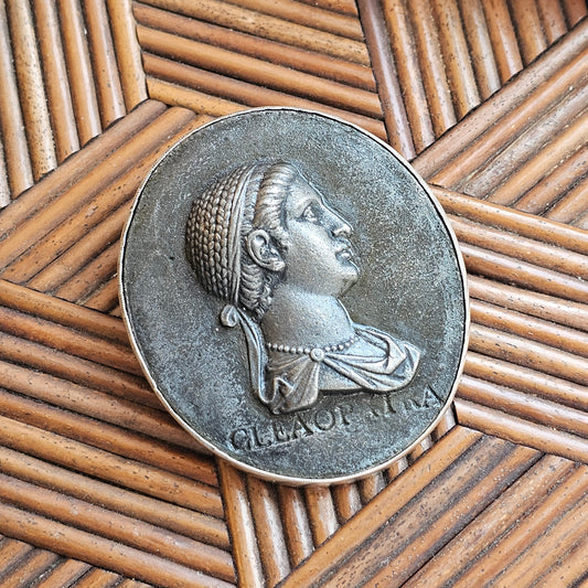 Antique Silver Mounted Wedgwood Cleaopatra Portrait Medallion Brooch / Hanger Swedish Hallmarked 1917
