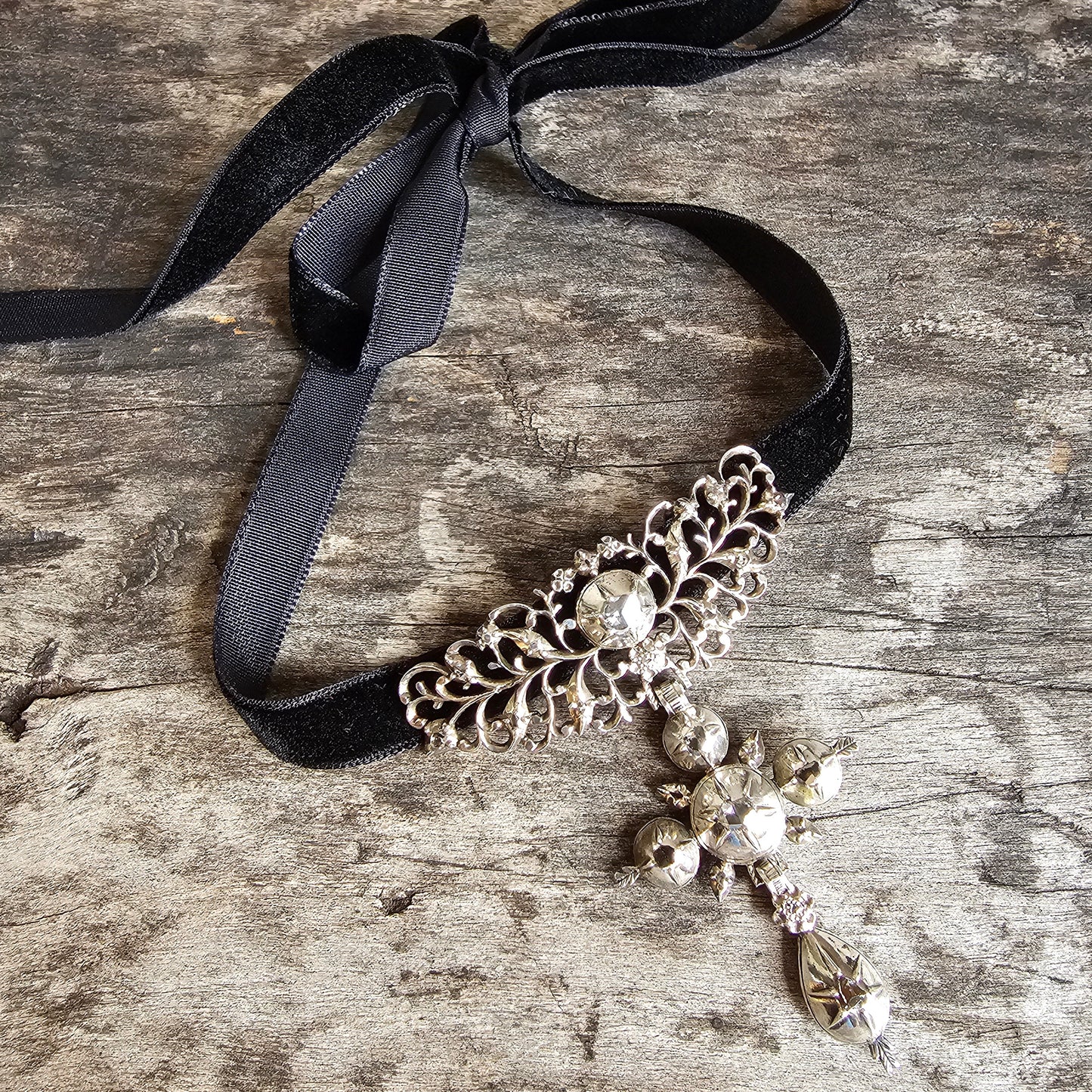 Georgian Antique Silver Collet Set Diamond Cross Pendant