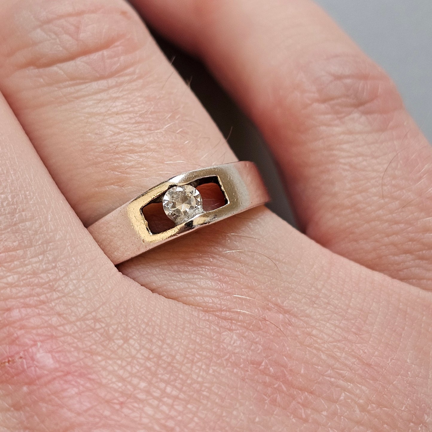 Vintage Modernist Style 1980s-1990s Polish Sterling Silver & Crystal Ring