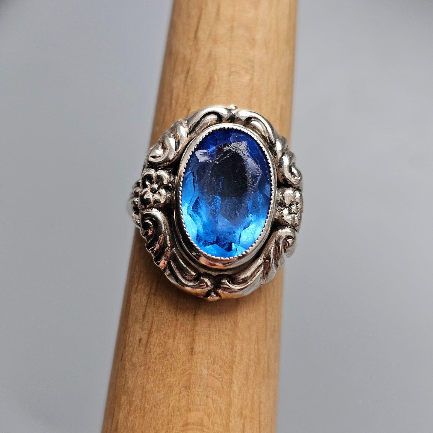 Vintage Art Deco era Silver & Blue Glass Paste Cocktail Ring