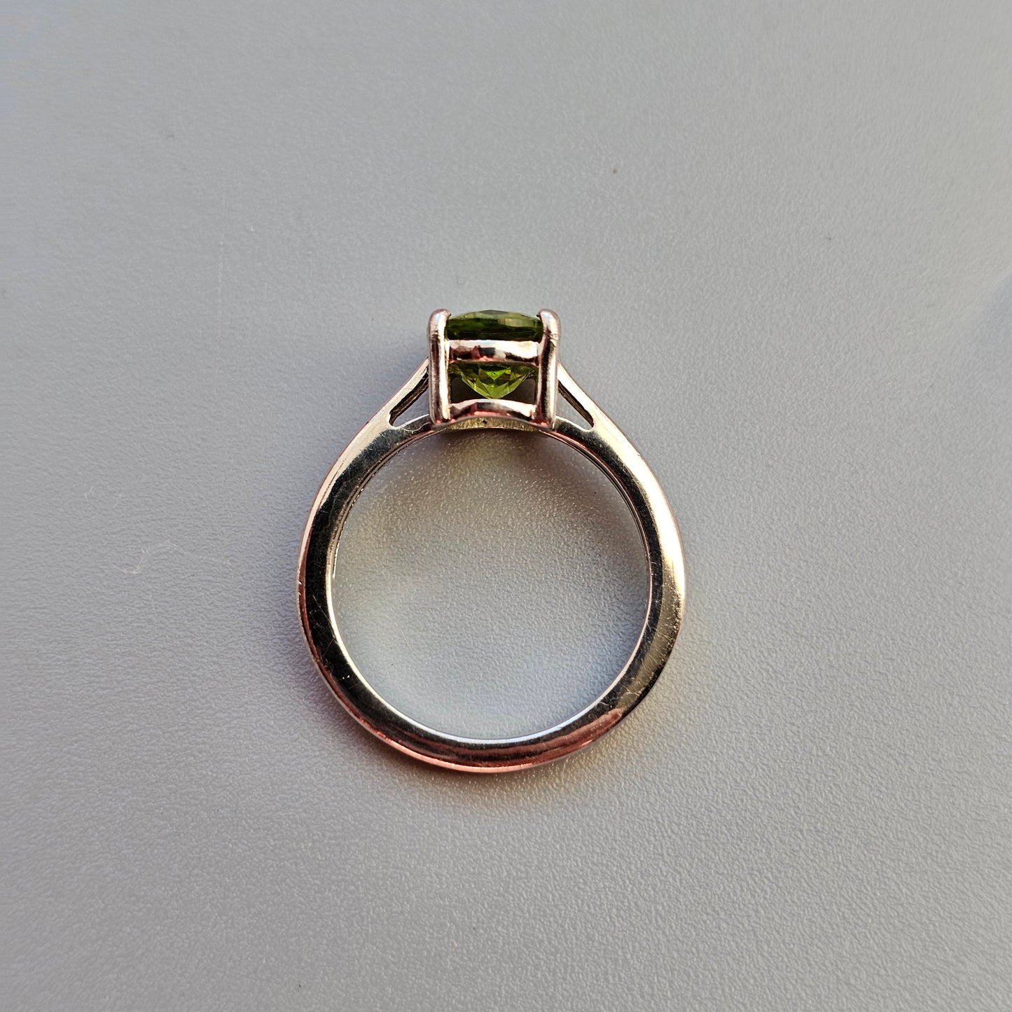 Peridot & Sterling Silver Solitaire Ring
