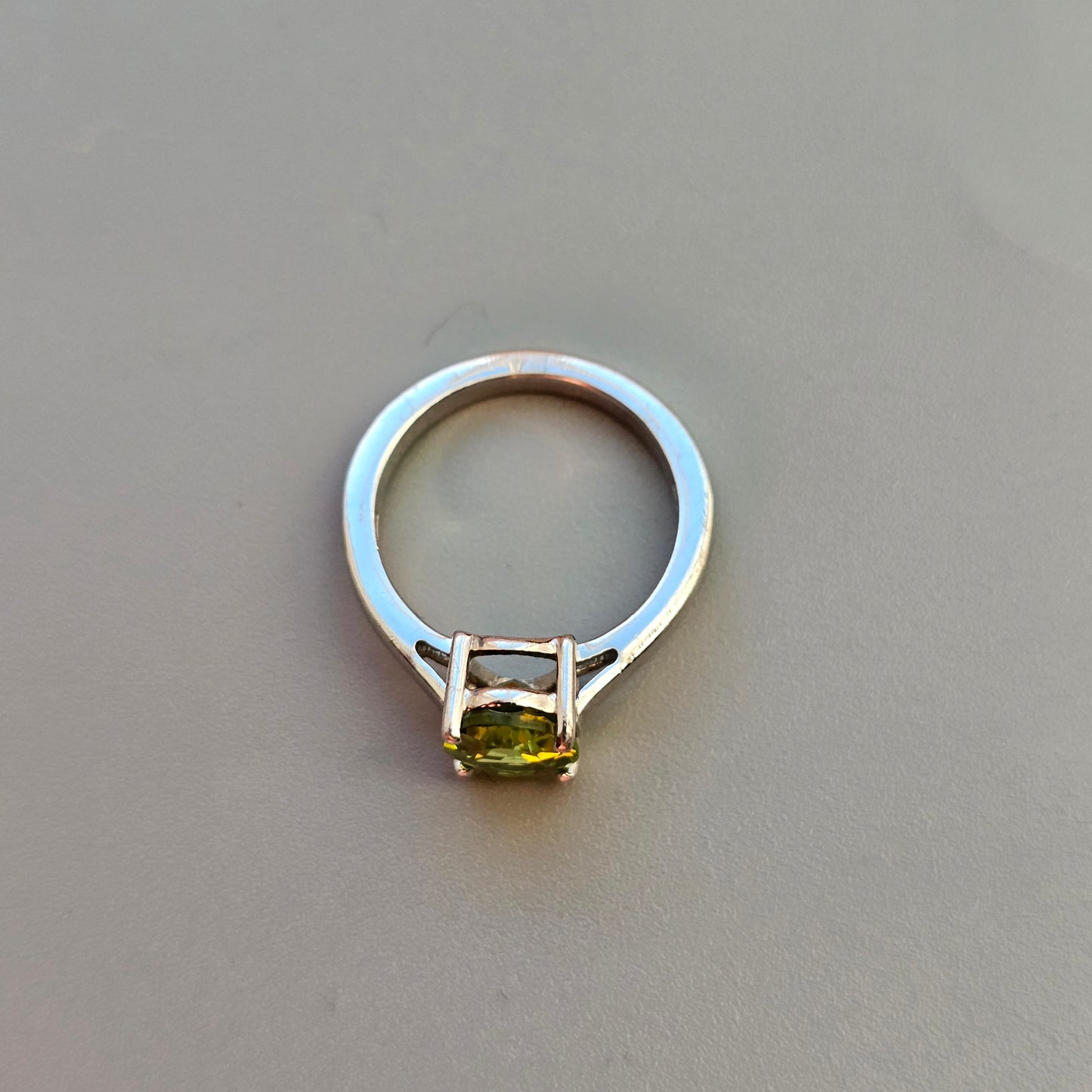 Peridot & Sterling Silver Solitaire Ring