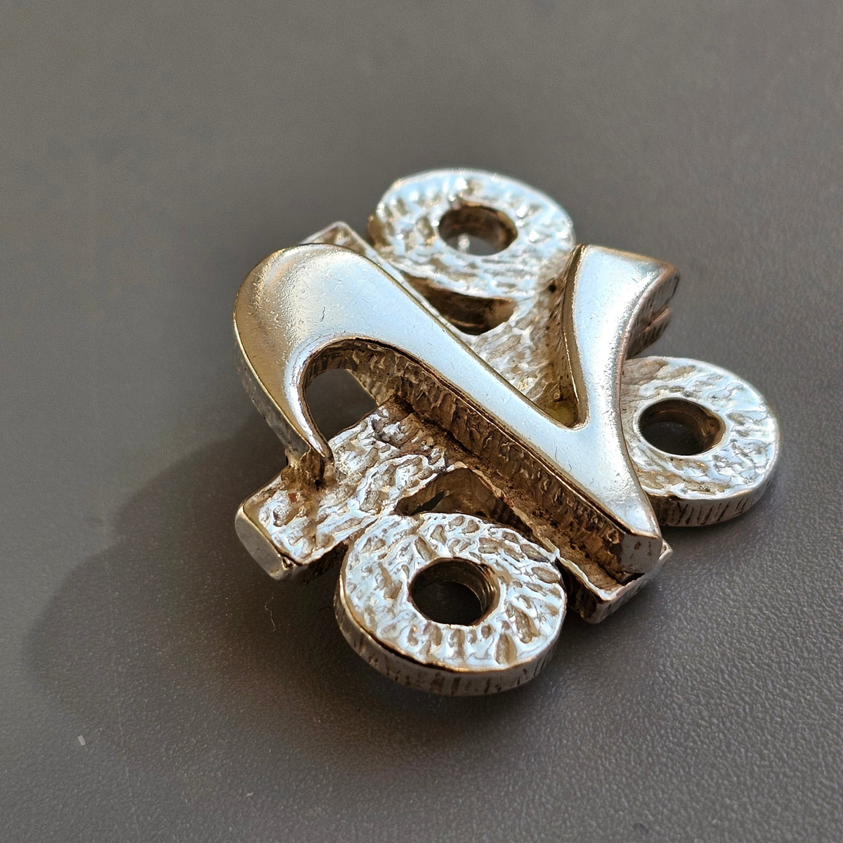 British Hallmarked Sterling Silver Year 2000 Millennium Brooch 1998 - Y2K