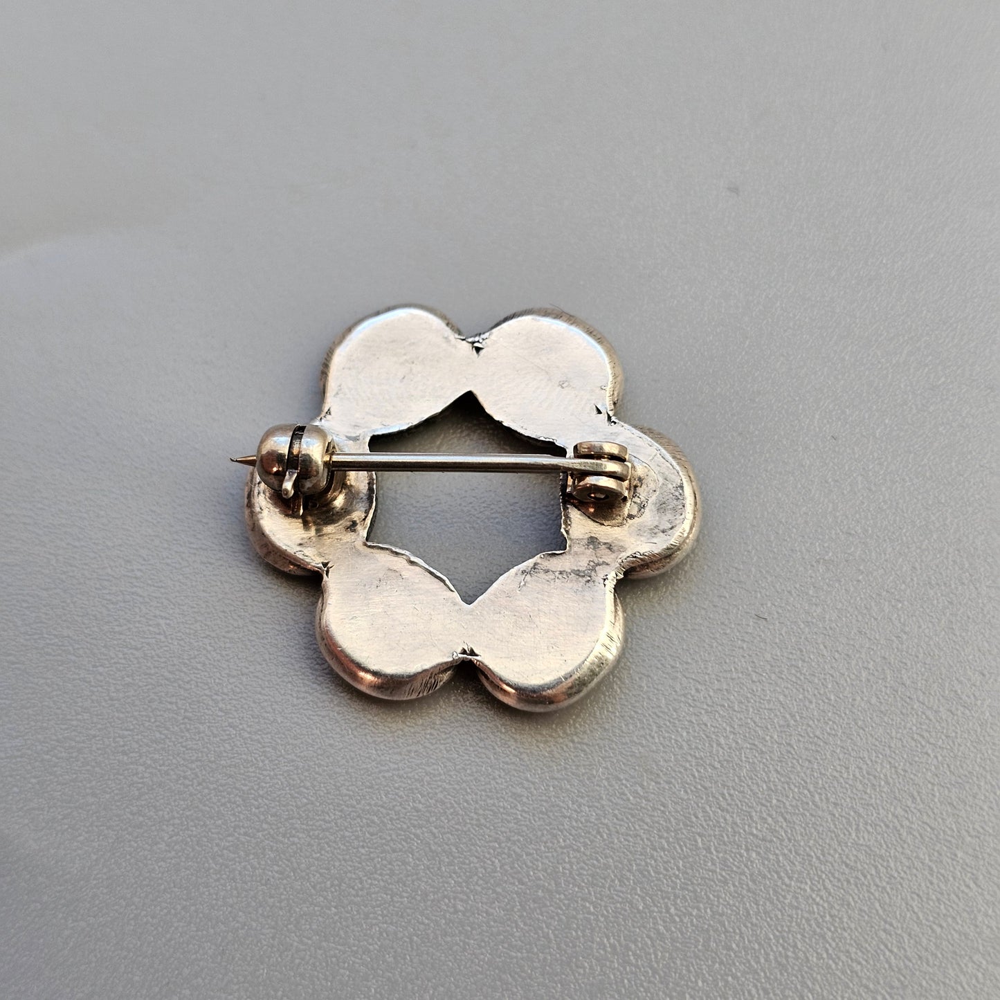 Small Vintage Native American Zuni Silver & Turquoise Brooch