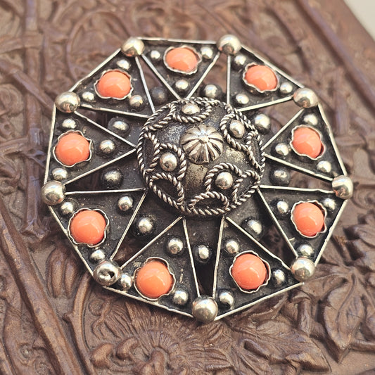 Vintage Italian c1960s Etruscan Style Alpaca Metal Brooch