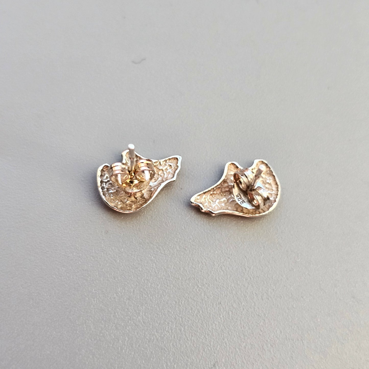 Vintage Native American Heart Line Bear Sterling Silver Stud Earrings
