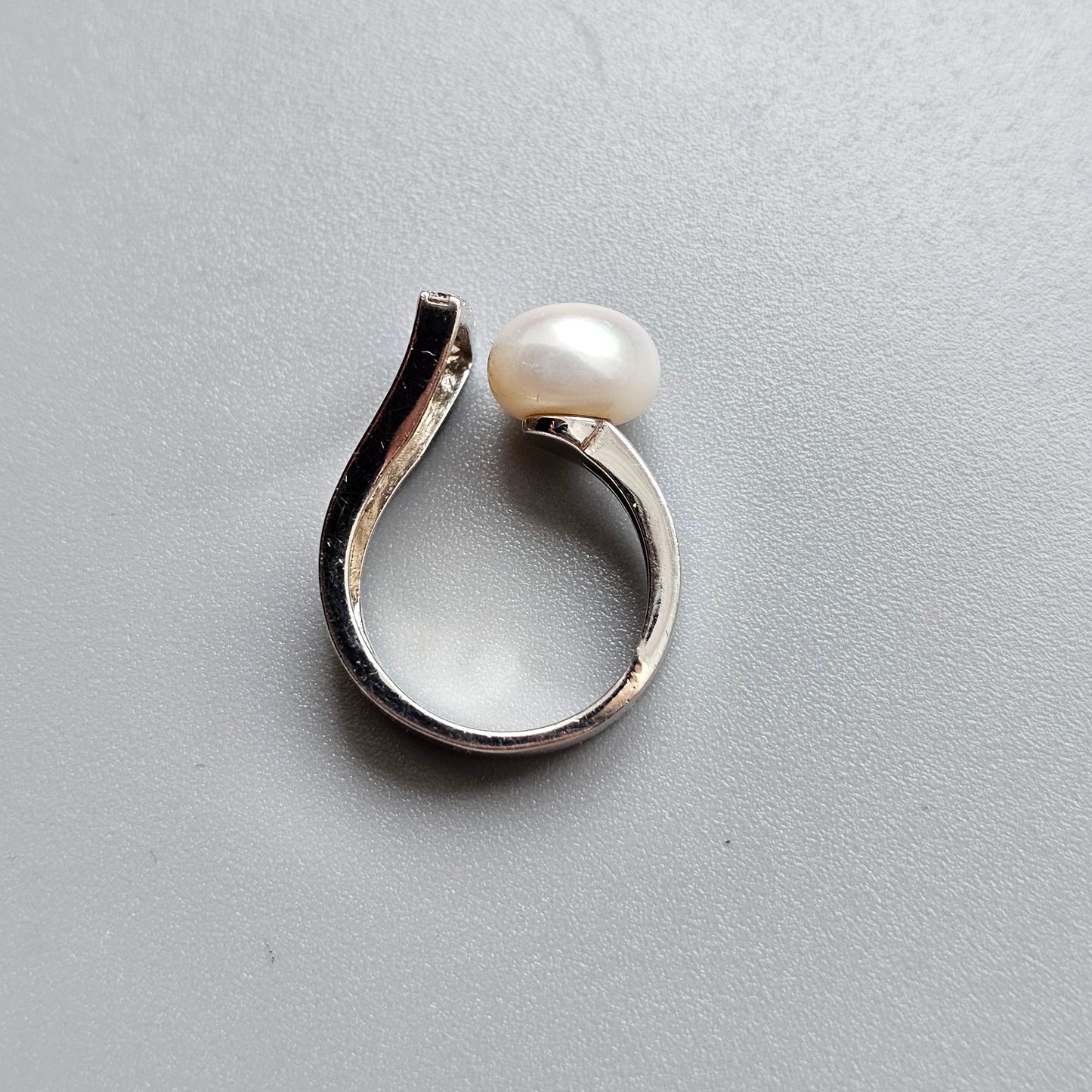 Finnish Sterling Silver, Pearl & Cubic Zirconia Ring Pirami