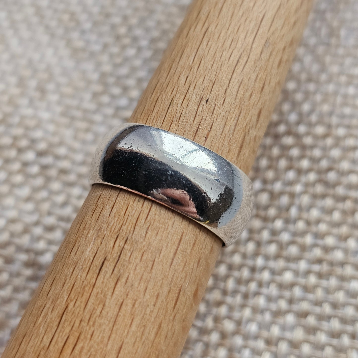 Vintage 1960s Sterling Silver Ring Band Hallmarked 1969