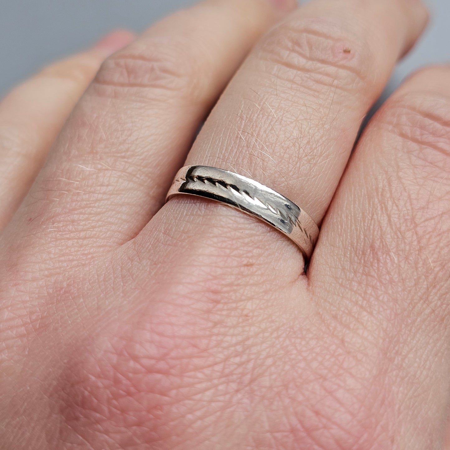 Simple Vintage Silver Ring Band