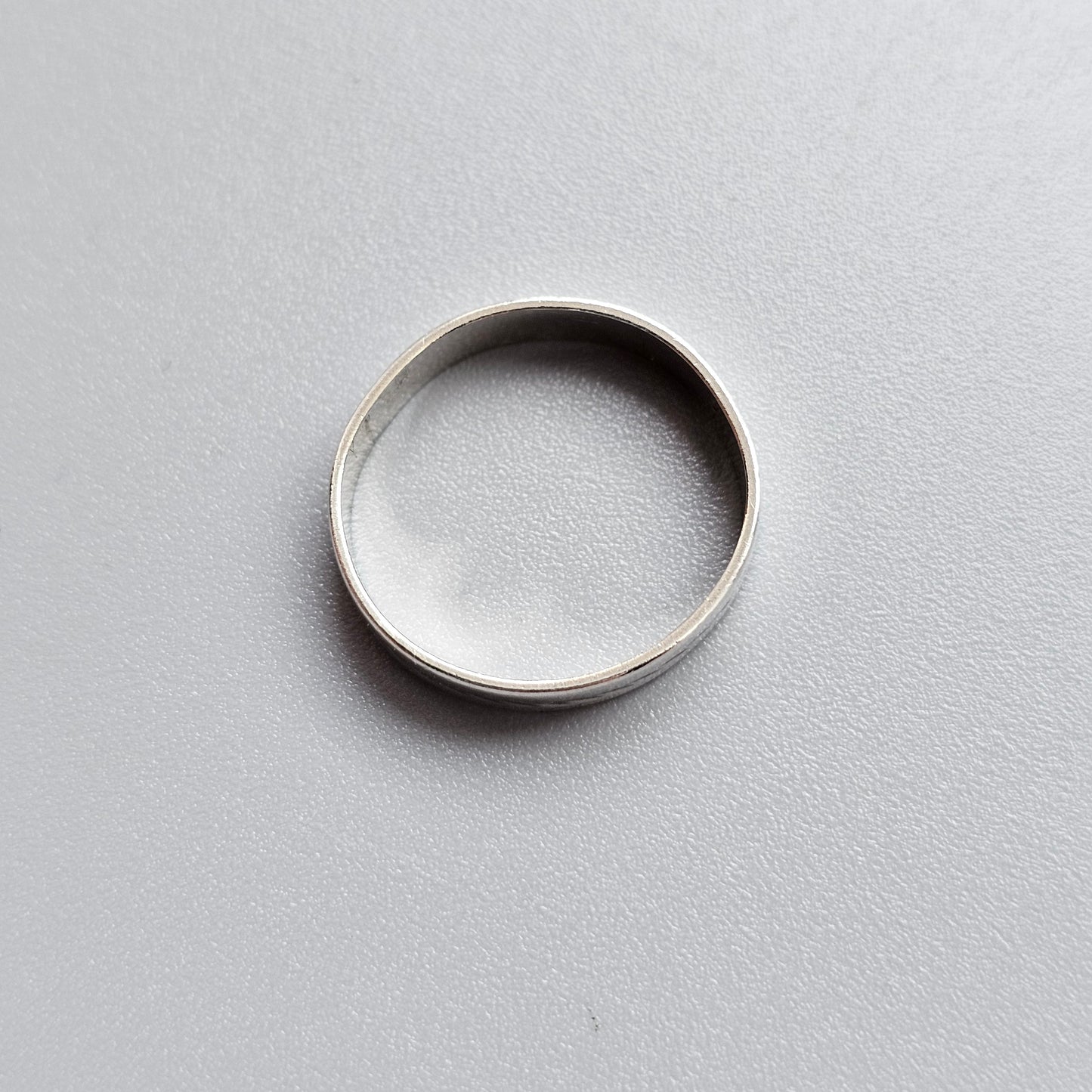Simple Vintage Silver Ring Band