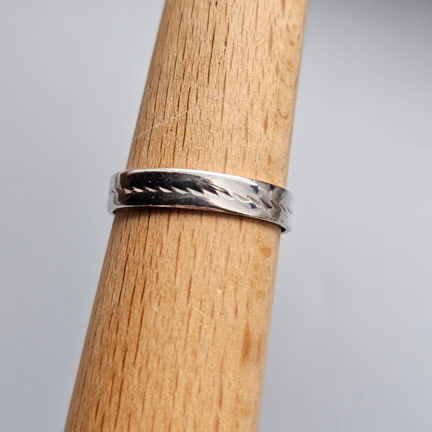 Simple Vintage Silver Ring Band