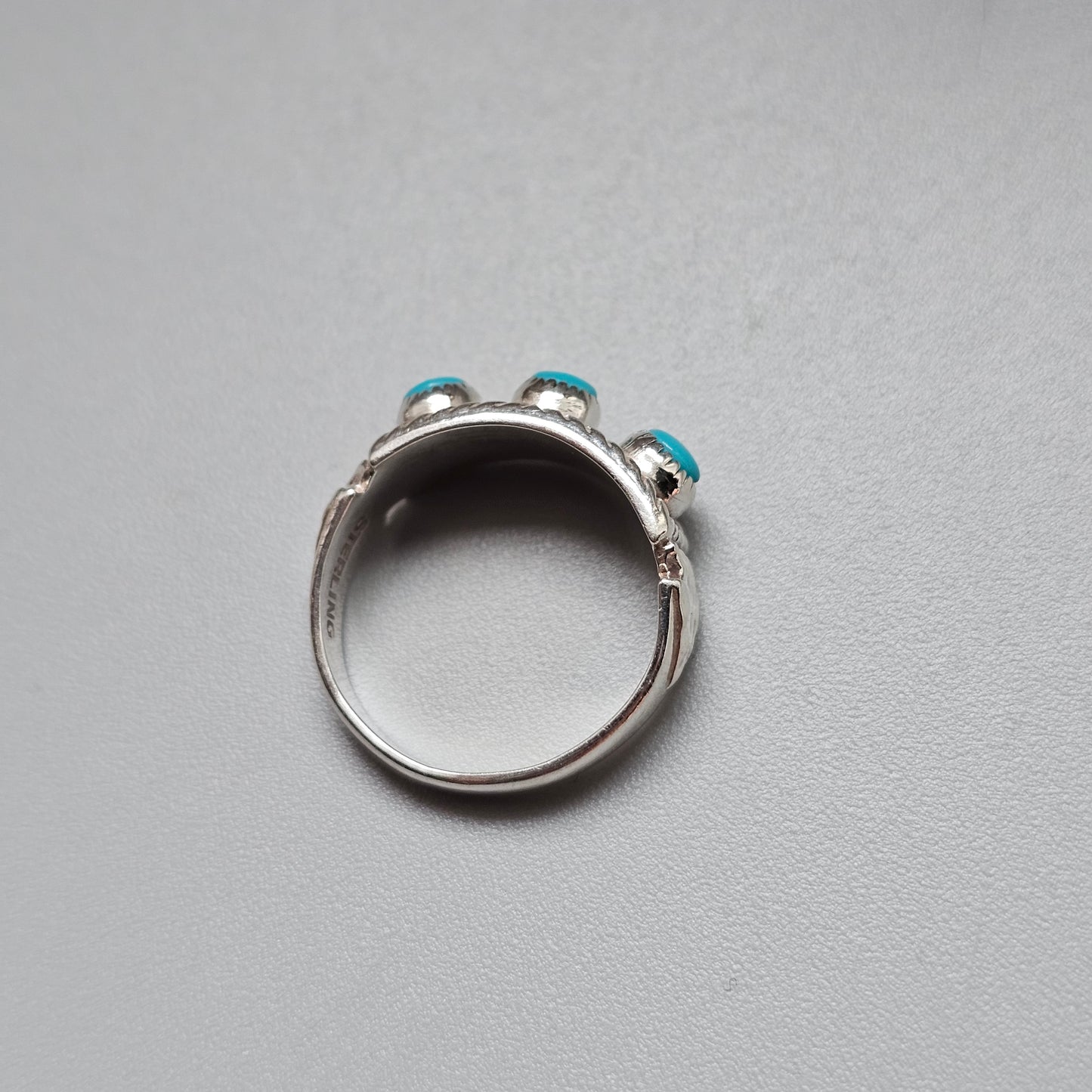 Vintage Navajo Sterling Silver Turquoise Three Stone Ring