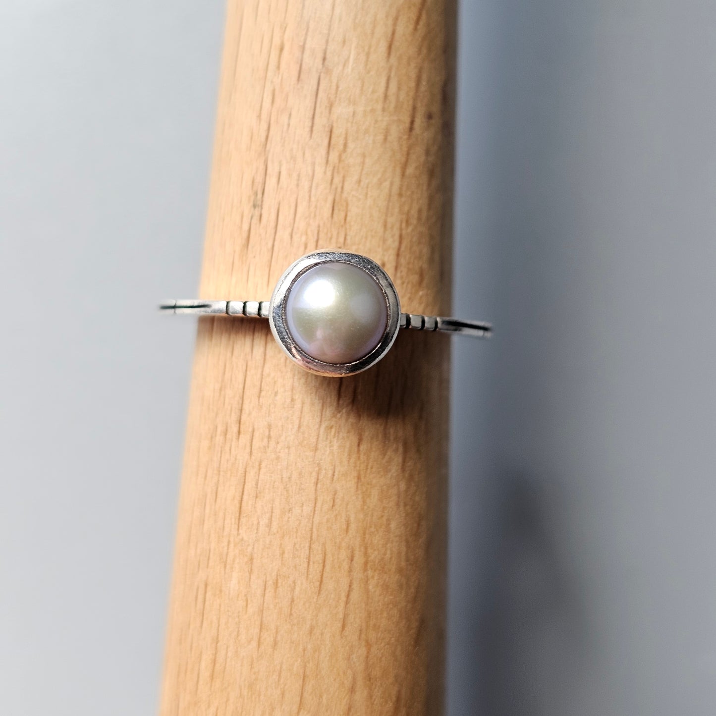 Vintage Silver & Pearl Ring
