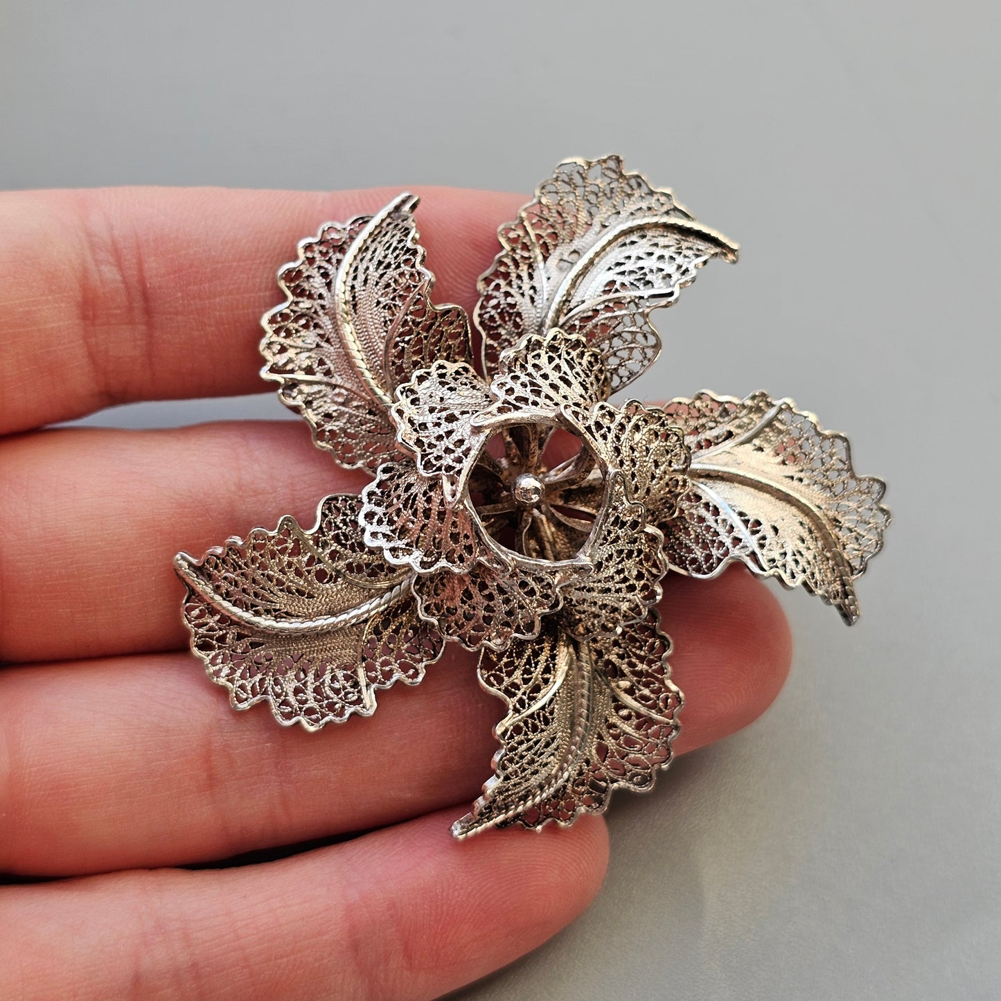 Vintage Portuguese Silver Filigree Flower Brooch