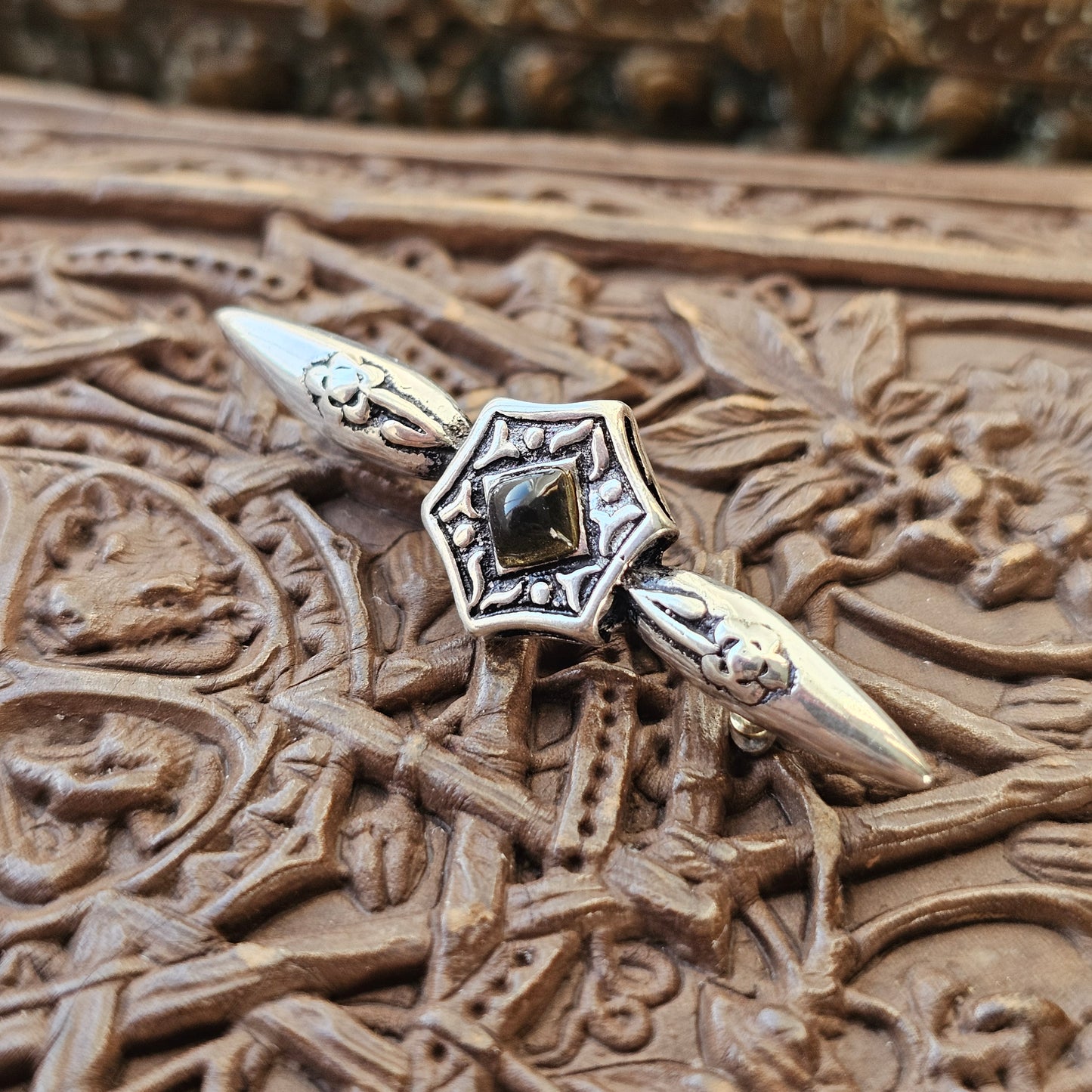 Small Edwardian Style Silver Bar Brooch