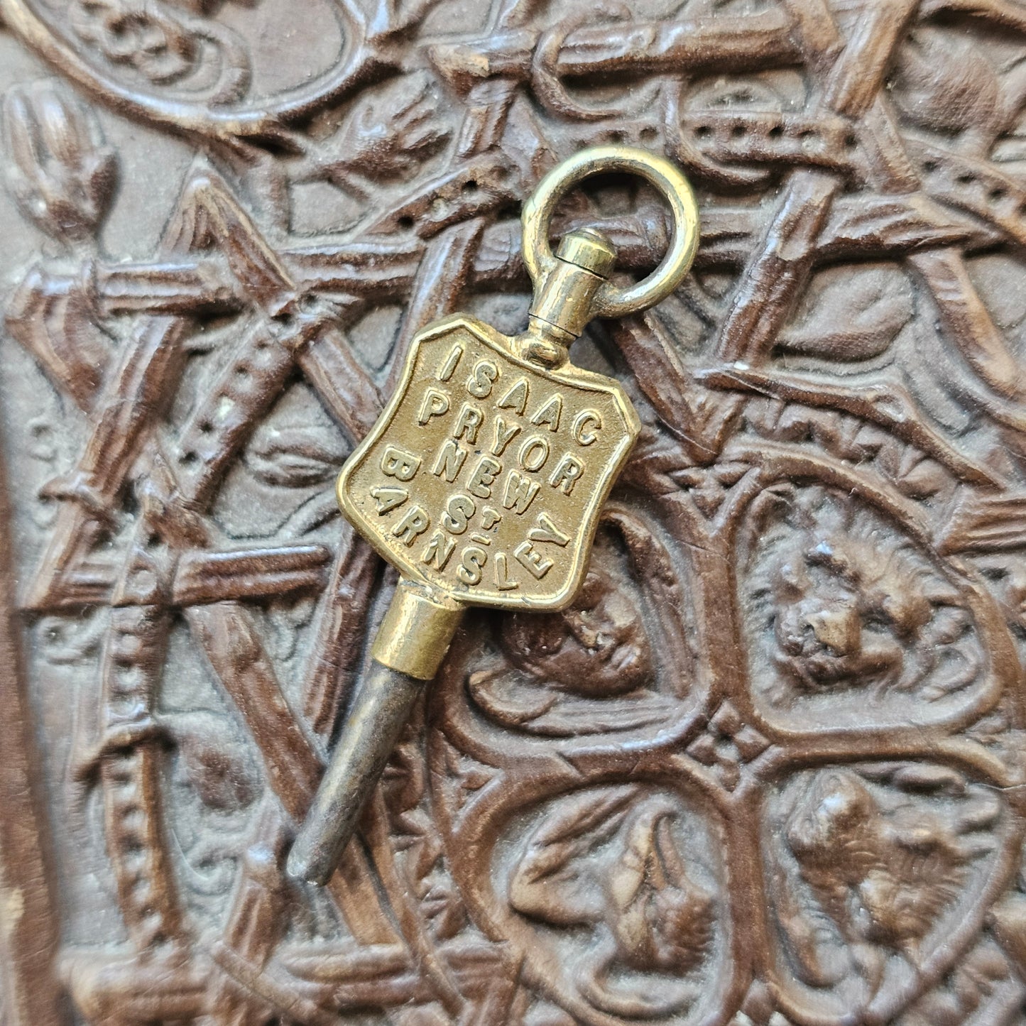 Isaac Pryor New Street Barnsley Antique Advertising Pocket Watch Key