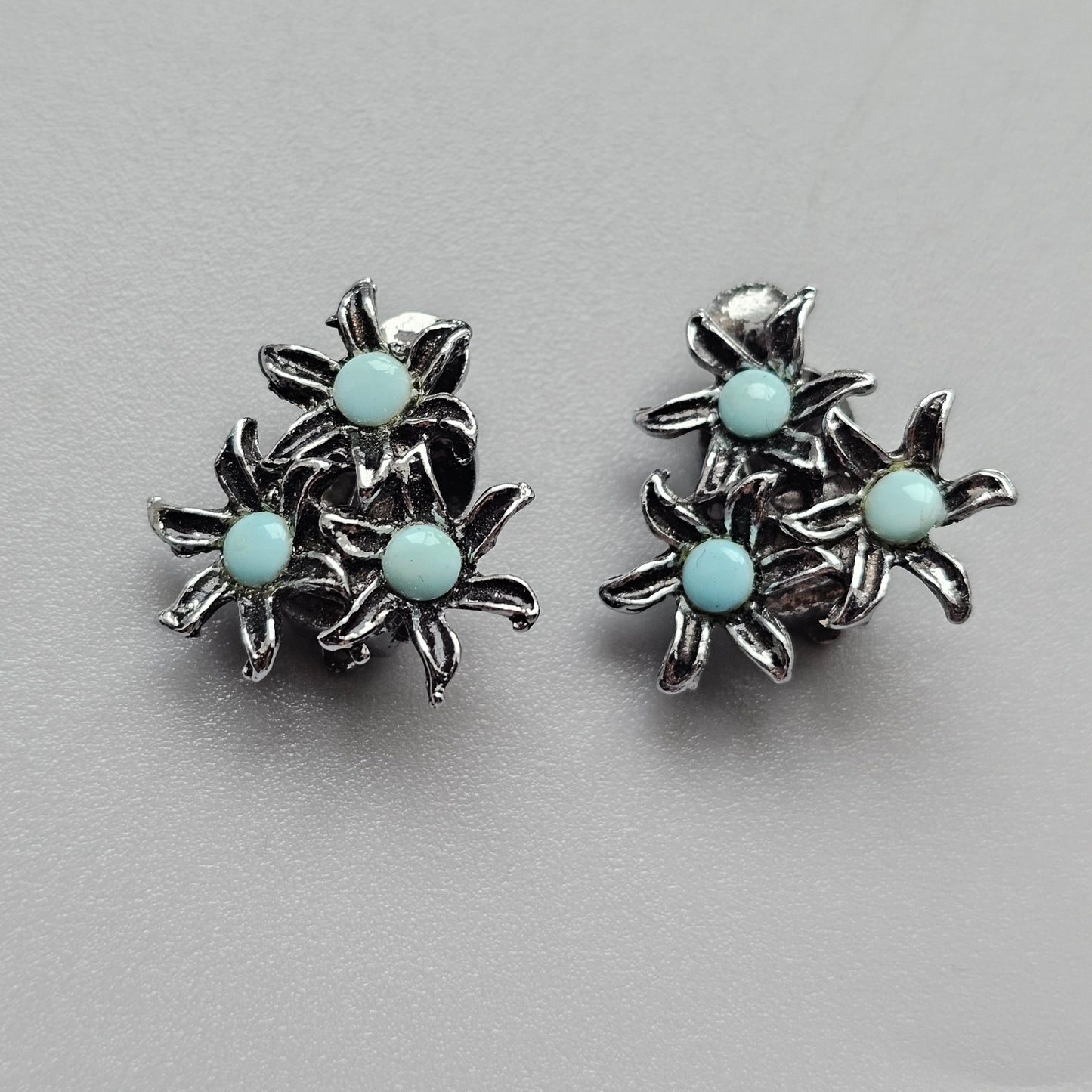 Vintage Flower Clip on Earrings