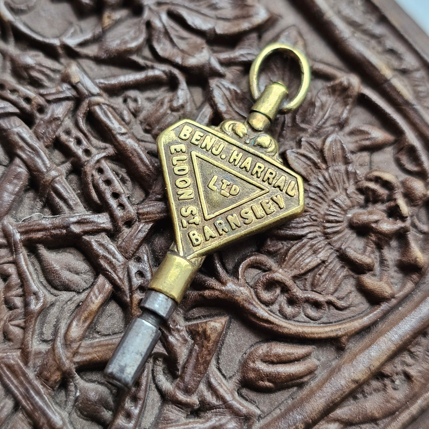 Ben J Harral Ltd Eldon Street Barnsley Watchmaker & Jeweller Antique Advertising Pocket Watch Key