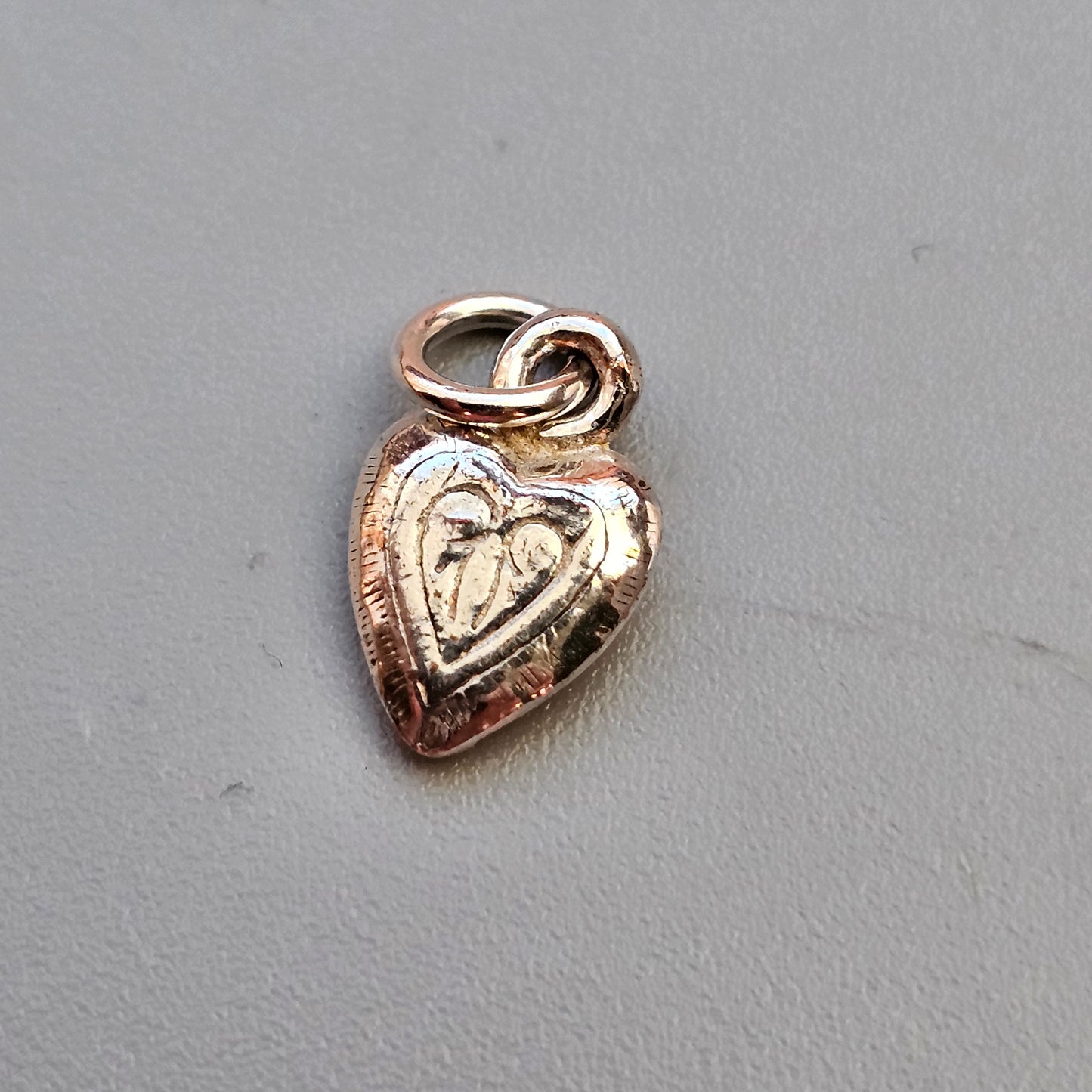 Small Antique Silver Tone Heart Bracelet Charm Pendant