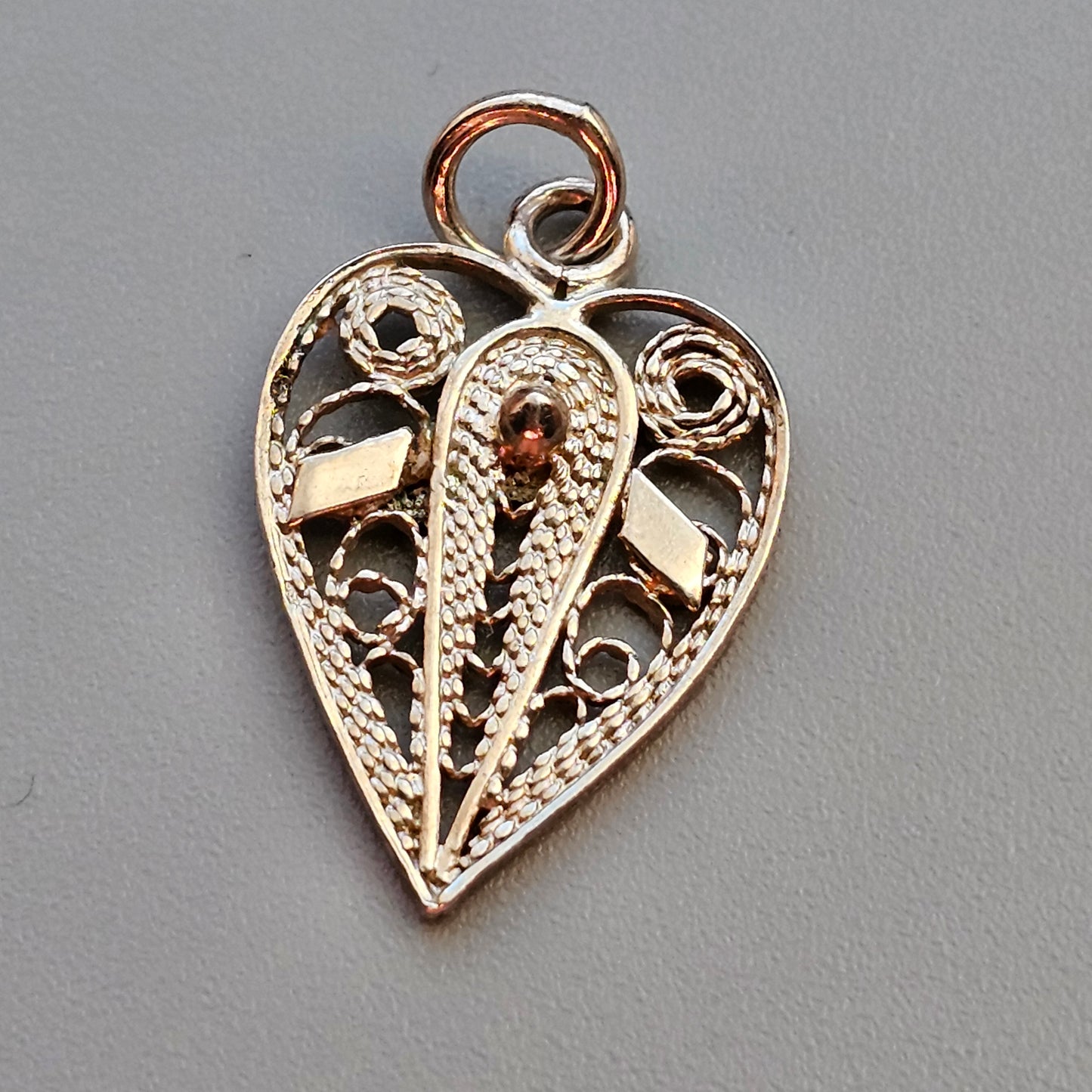 Vintage Silver Filigree Heart Necklace Pendant