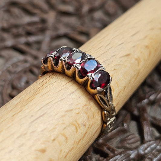 Vintage Antique Style Five Stone Garnet Silver Ring