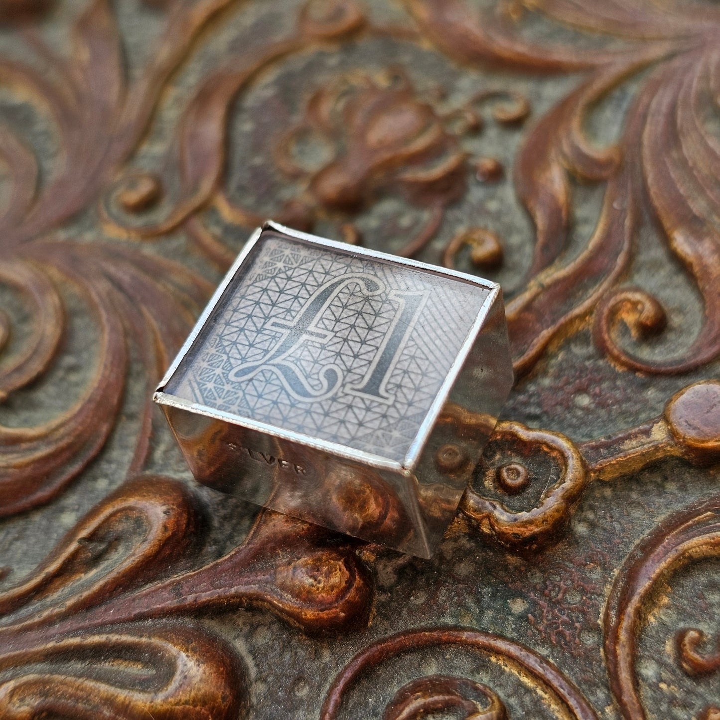 Vintage Sterling Silver Emergency Money £1 Note Charm