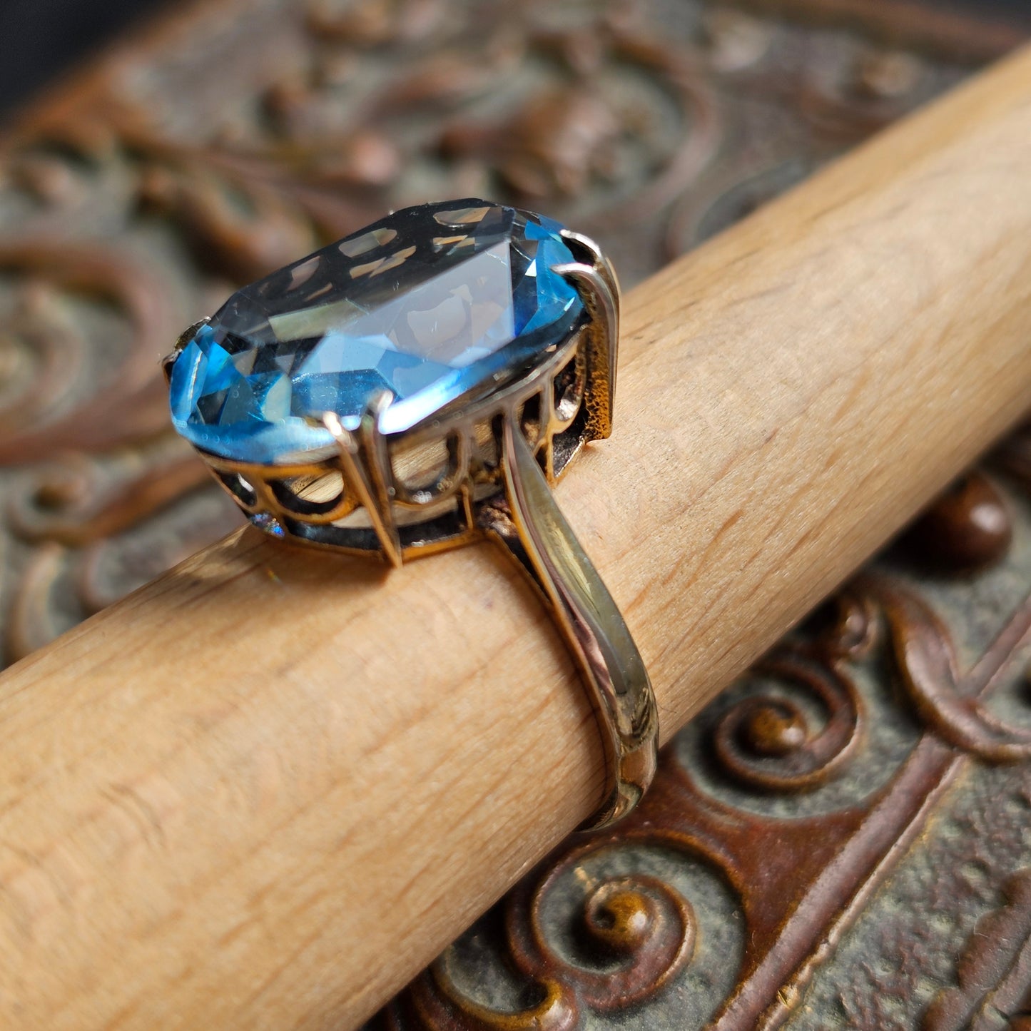 Vintage 1970s Gold Plated Sterling Silver with Blue Topaz Style Paste Cocktail Ring