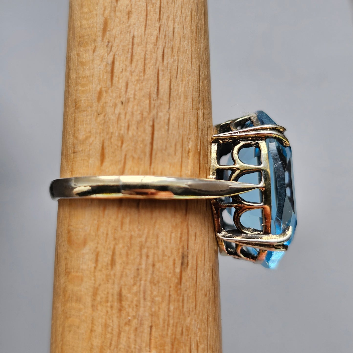 Vintage 1970s Gold Plated Sterling Silver with Blue Topaz Style Paste Cocktail Ring