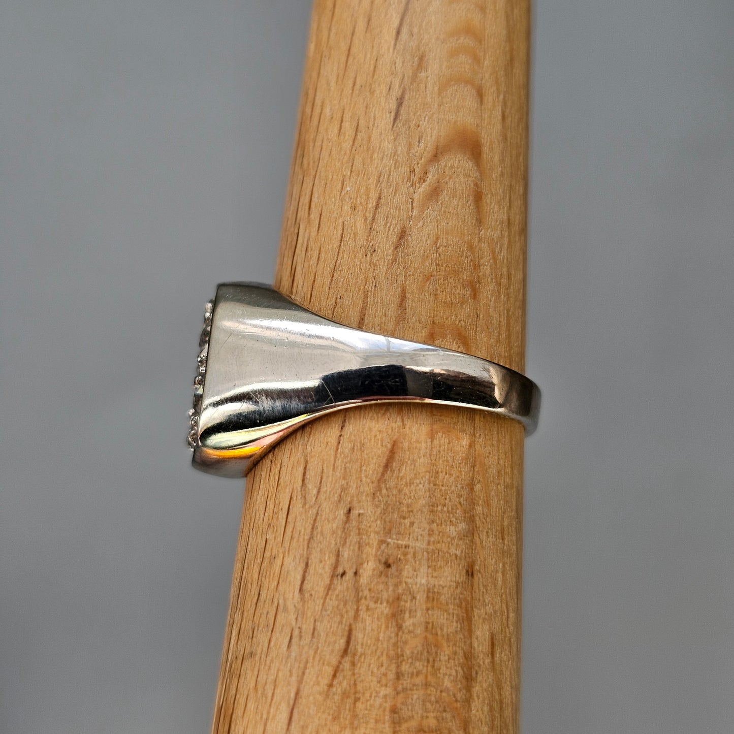 Vintage Silver Signet Style Ring with Glass Crystals