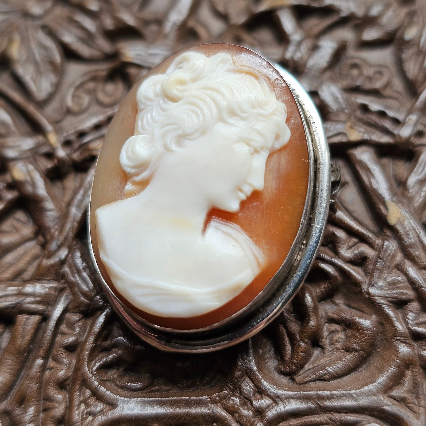 Vintage 800 Silver Framed Shell Cameo Brooch