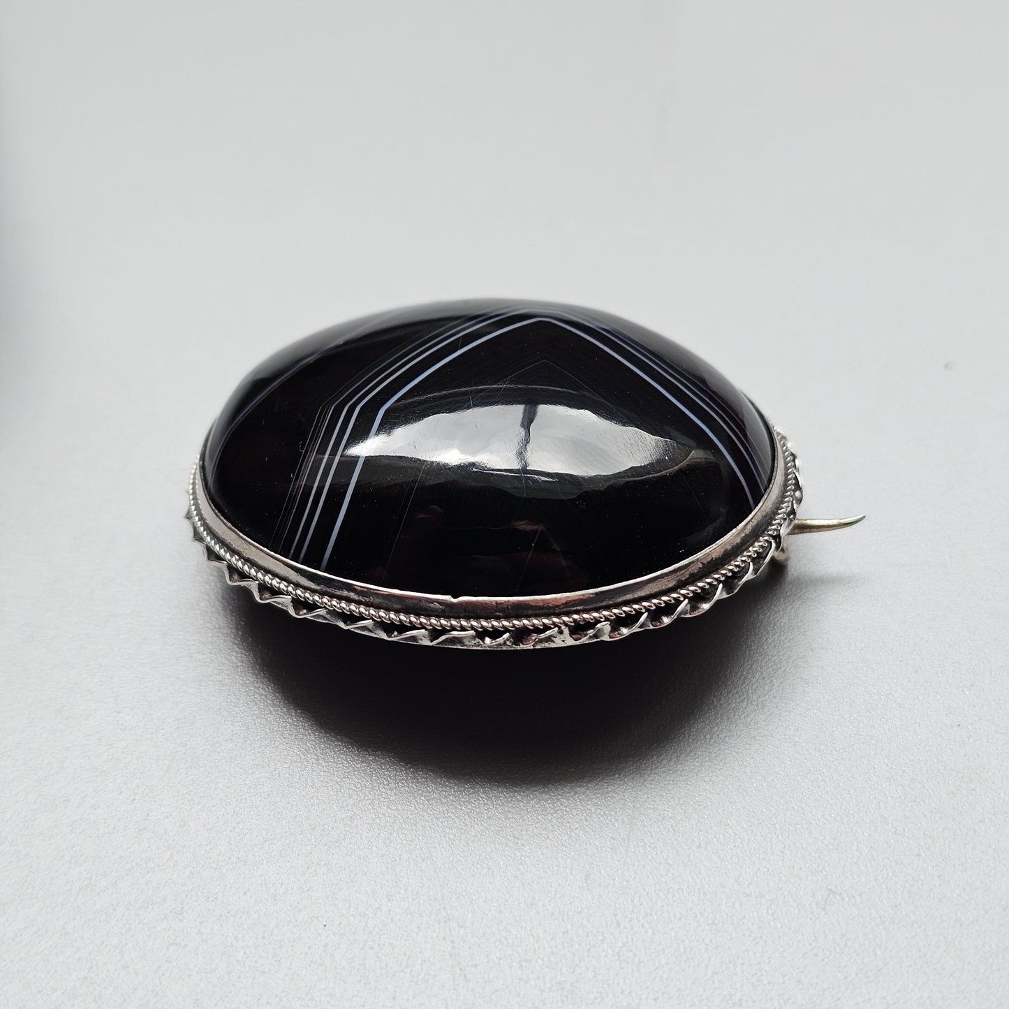 Antique Silver Scottish Banded Agate Brooch Oval Domed Stone