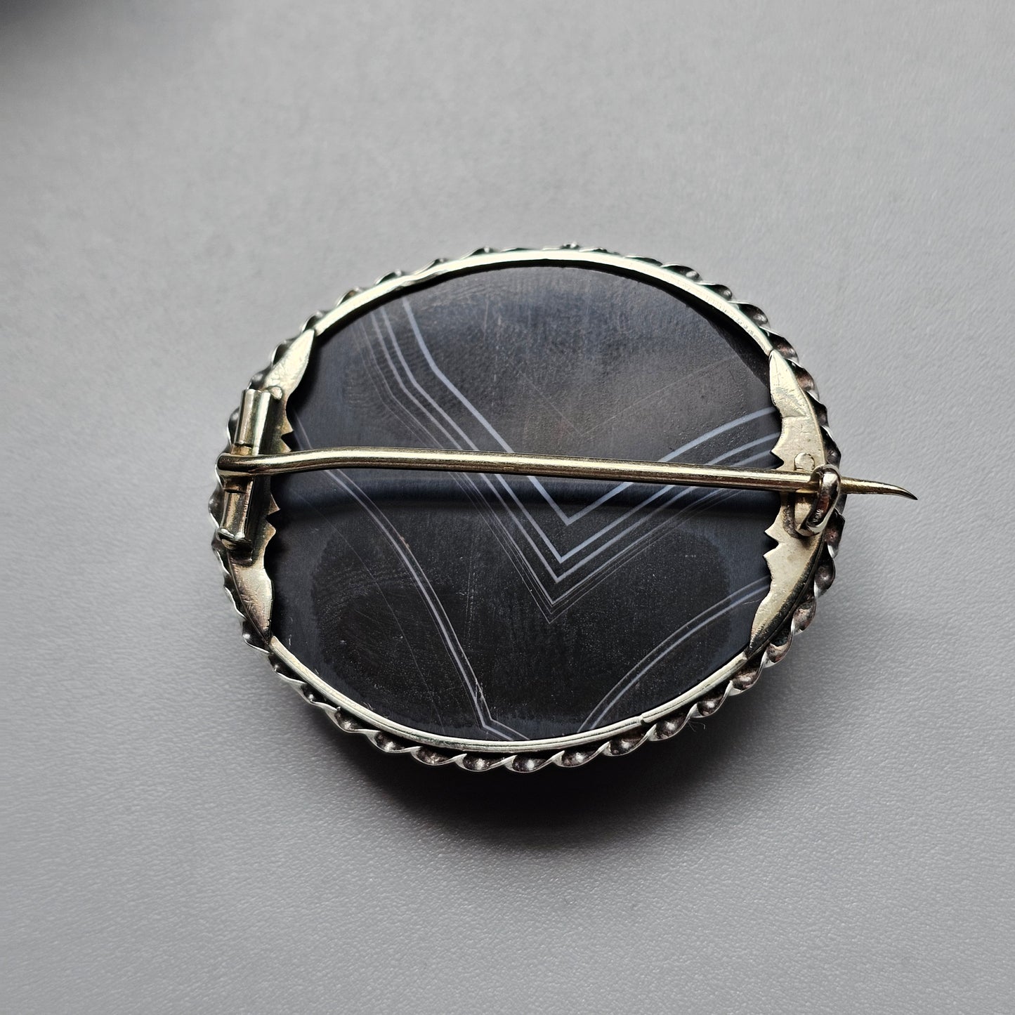Antique Silver Scottish Banded Agate Brooch Oval Domed Stone
