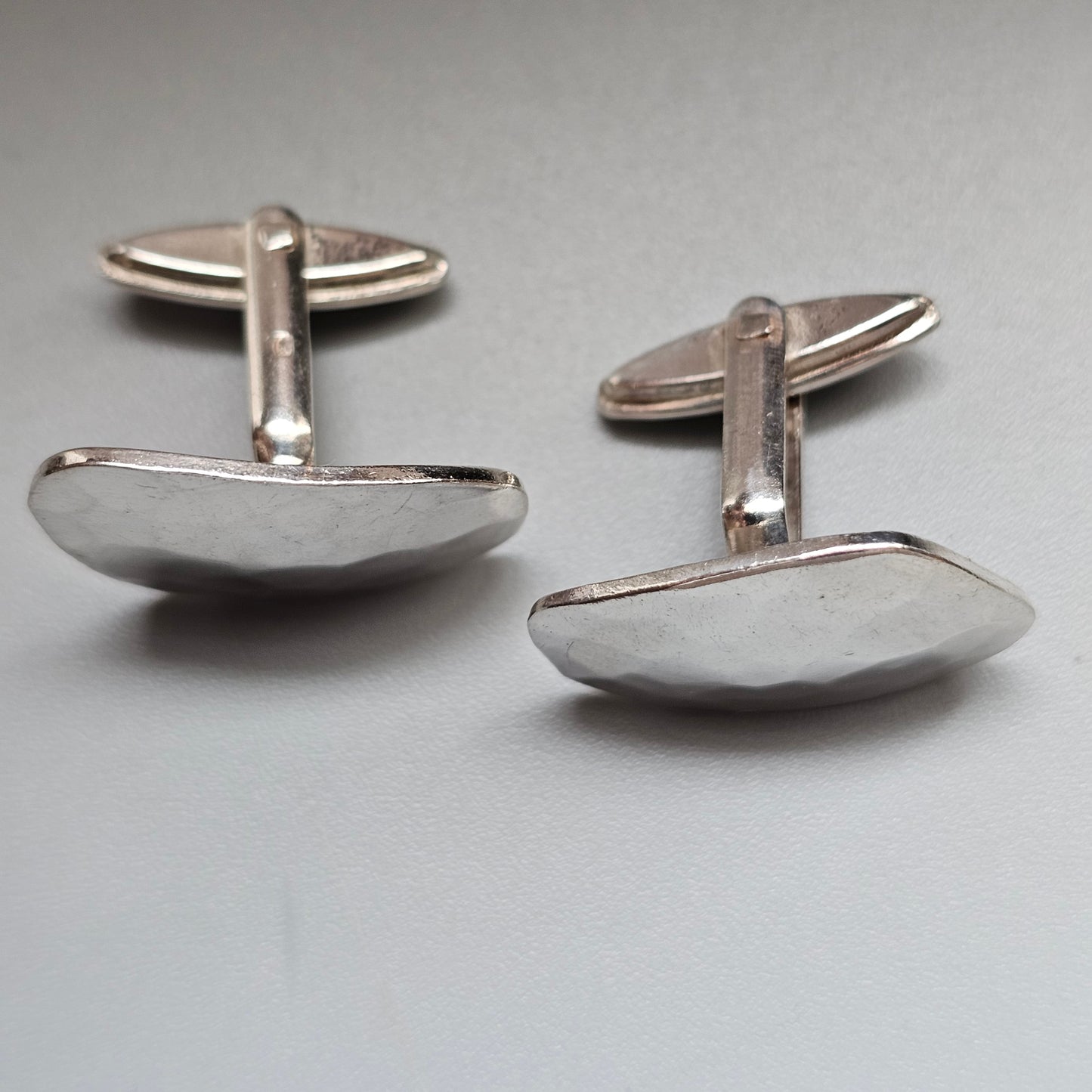 Vintage 1970s Hammered Sterling Silver Cufflinks by Artform Jewellery 1973