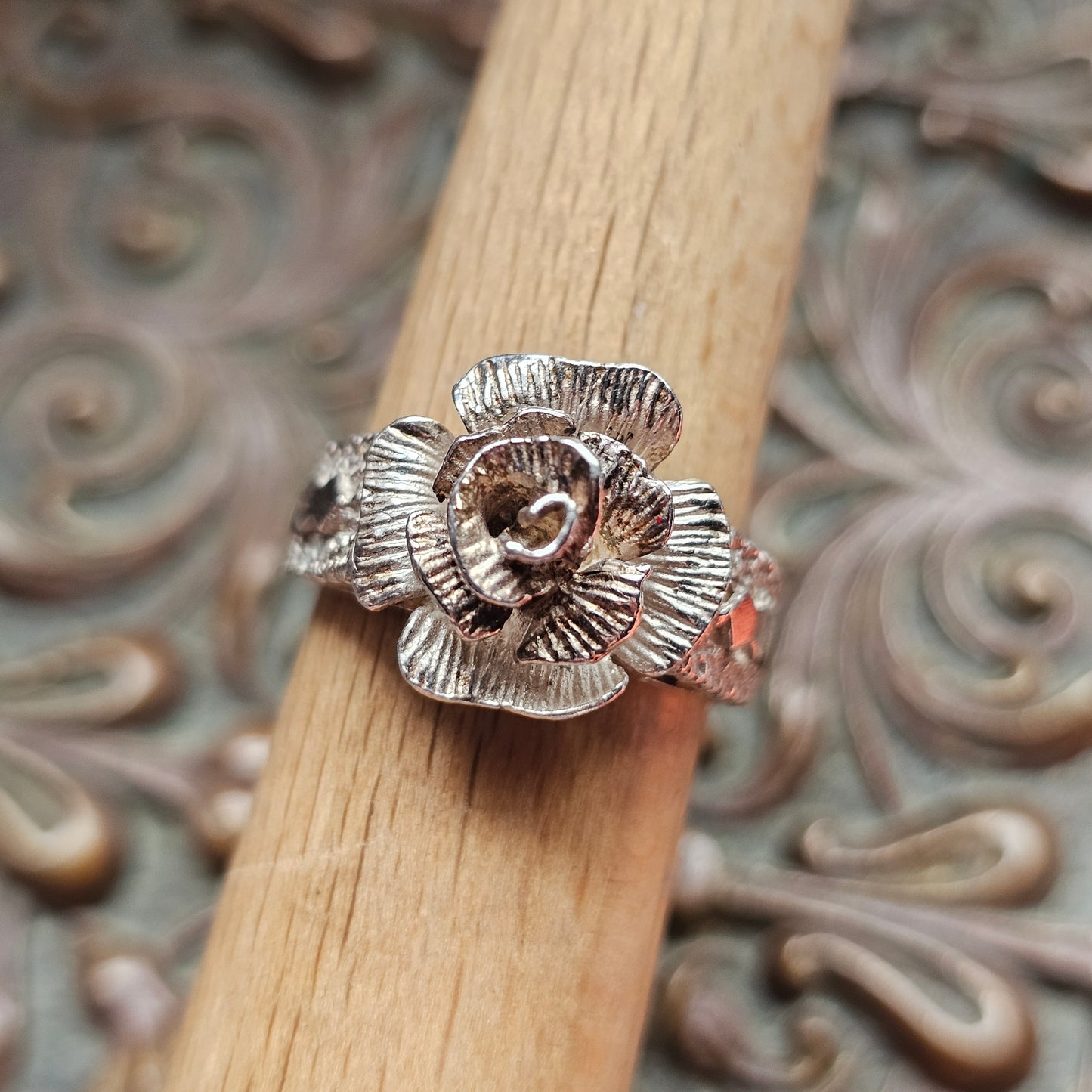 Vintage 1970s 1980s Silver Rose Flower Ring