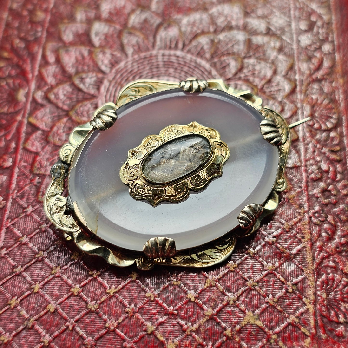 Antique Victorian Chalcedony and Gold Tone Pinchbeck Hair Memento Brooch