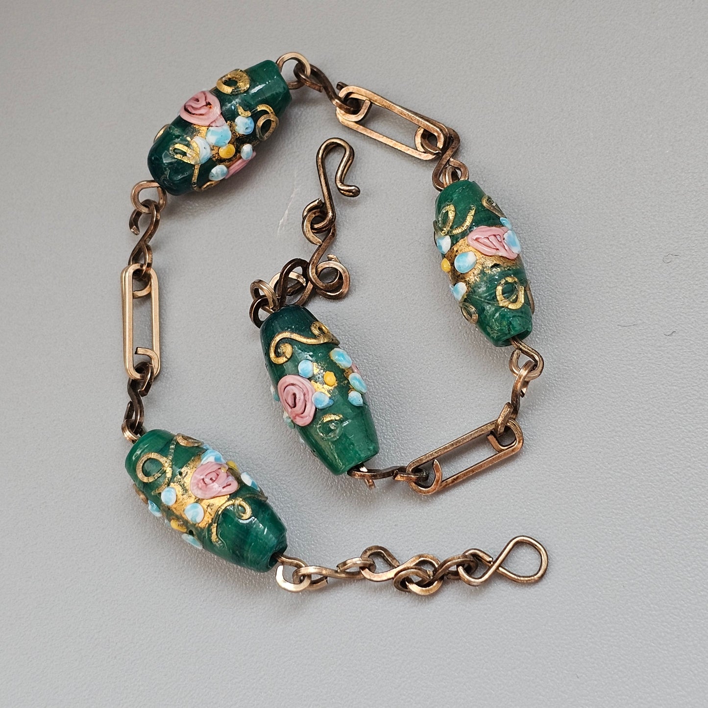 Vintage Art Deco Wedding Cake Bead Costume Jewellery Bracelet