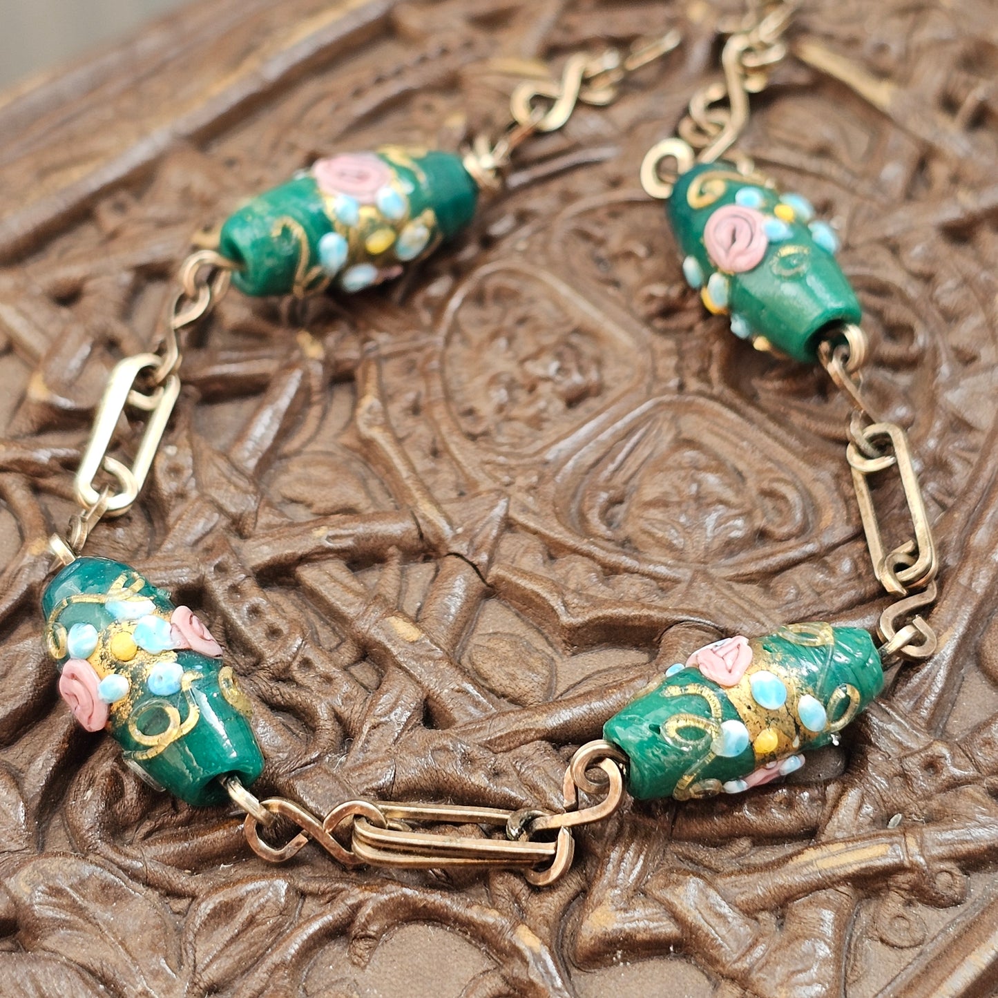 Vintage Art Deco Wedding Cake Bead Costume Jewellery Bracelet