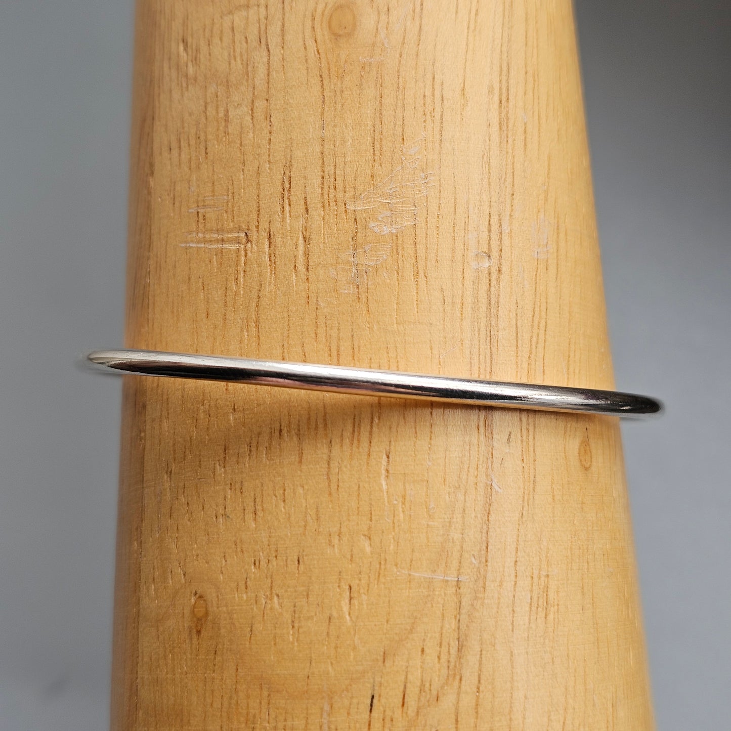Vintage Sterling Silver Bow Knot Bangle London Hallmarked 2000