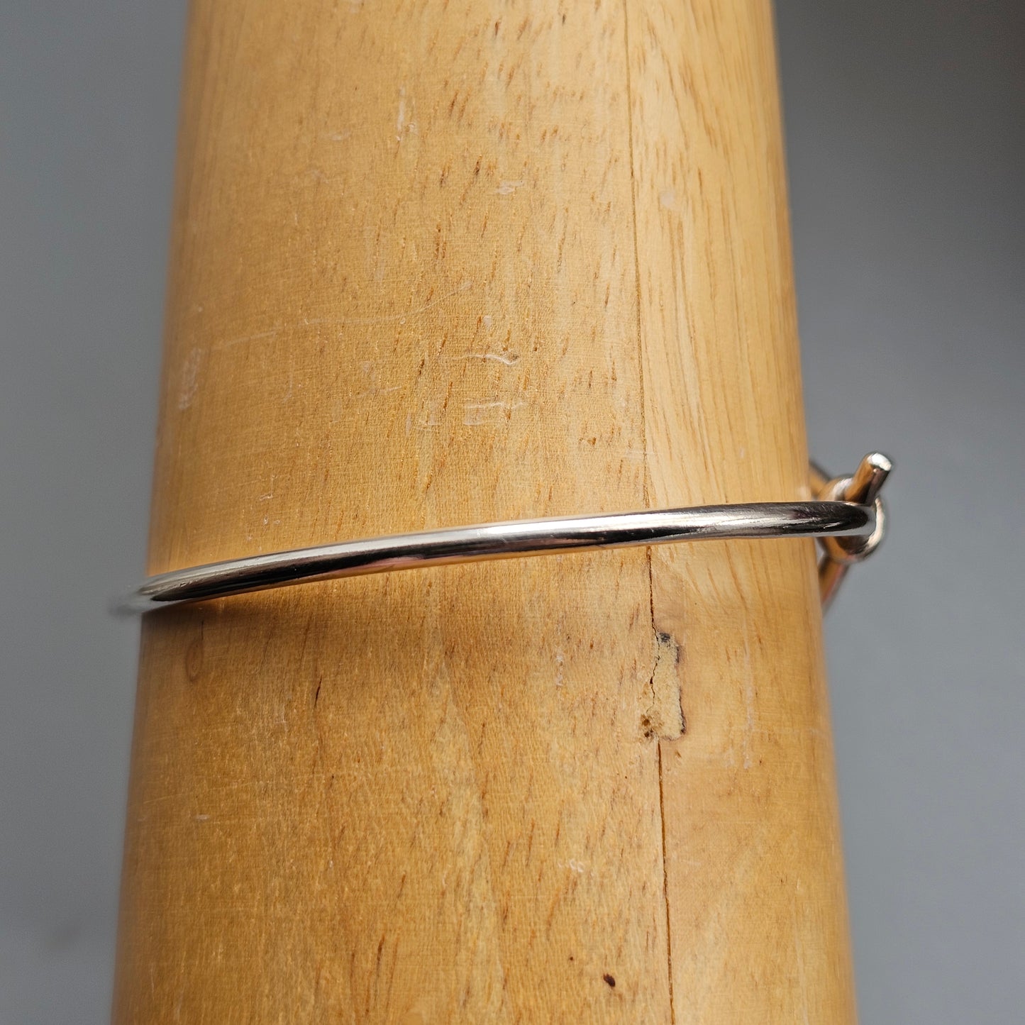 Vintage Sterling Silver Bow Knot Bangle London Hallmarked 2000