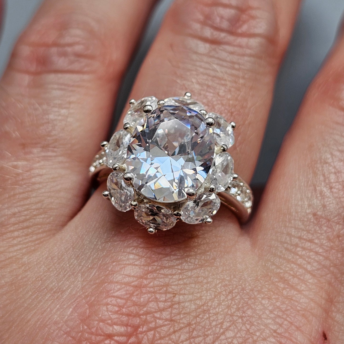 Sterling Silver Cubic Zirconia Oval Cluster Ring