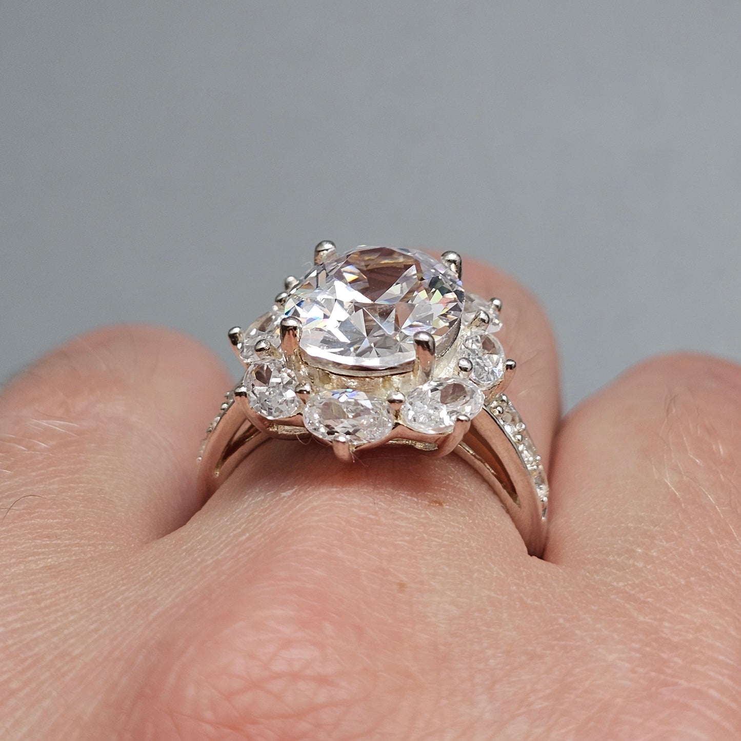 Sterling Silver Cubic Zirconia Oval Cluster Ring