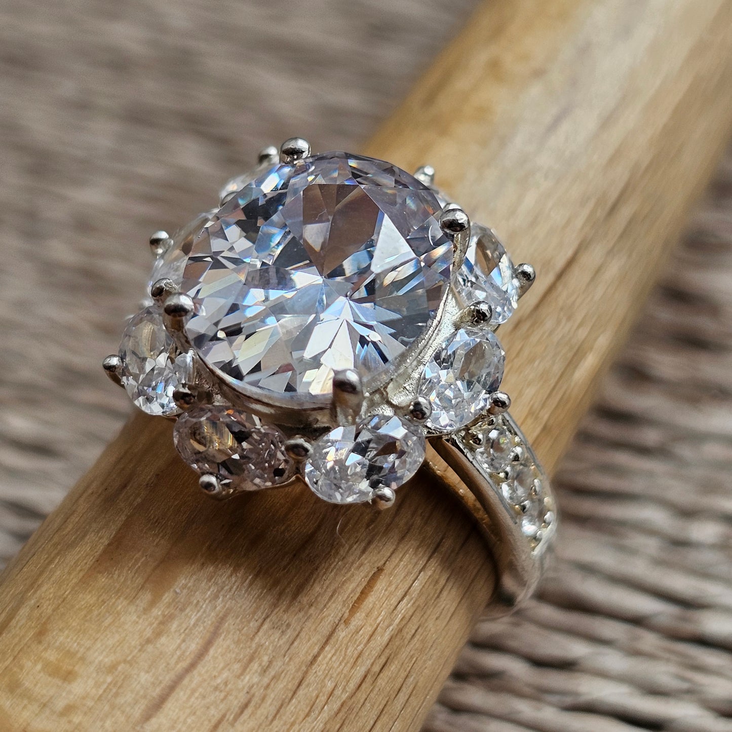 Sterling Silver Cubic Zirconia Oval Cluster Ring